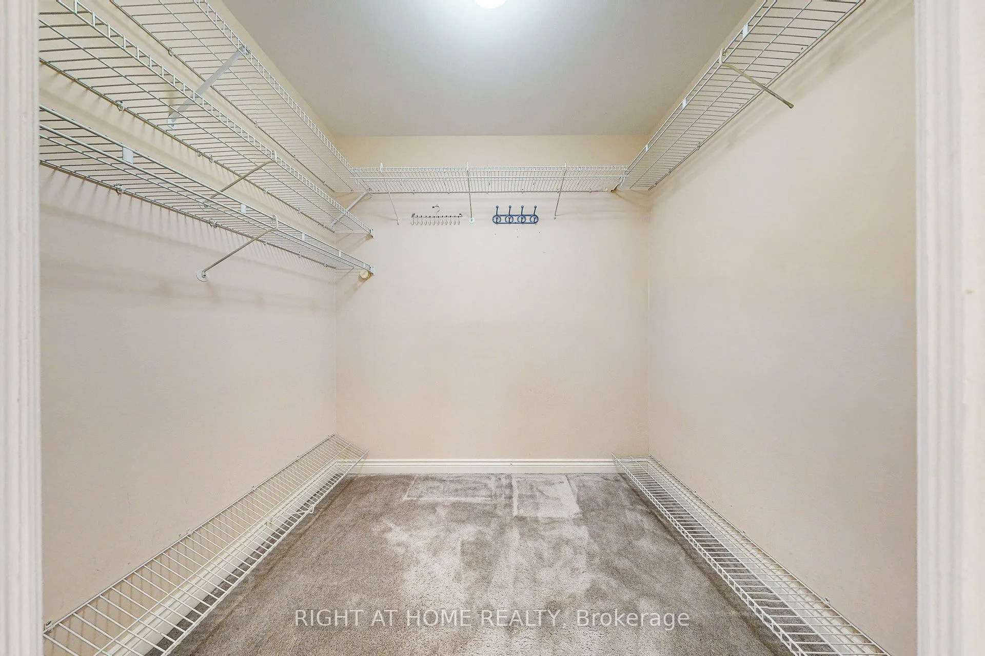 85 Skymark Drive, #PH1