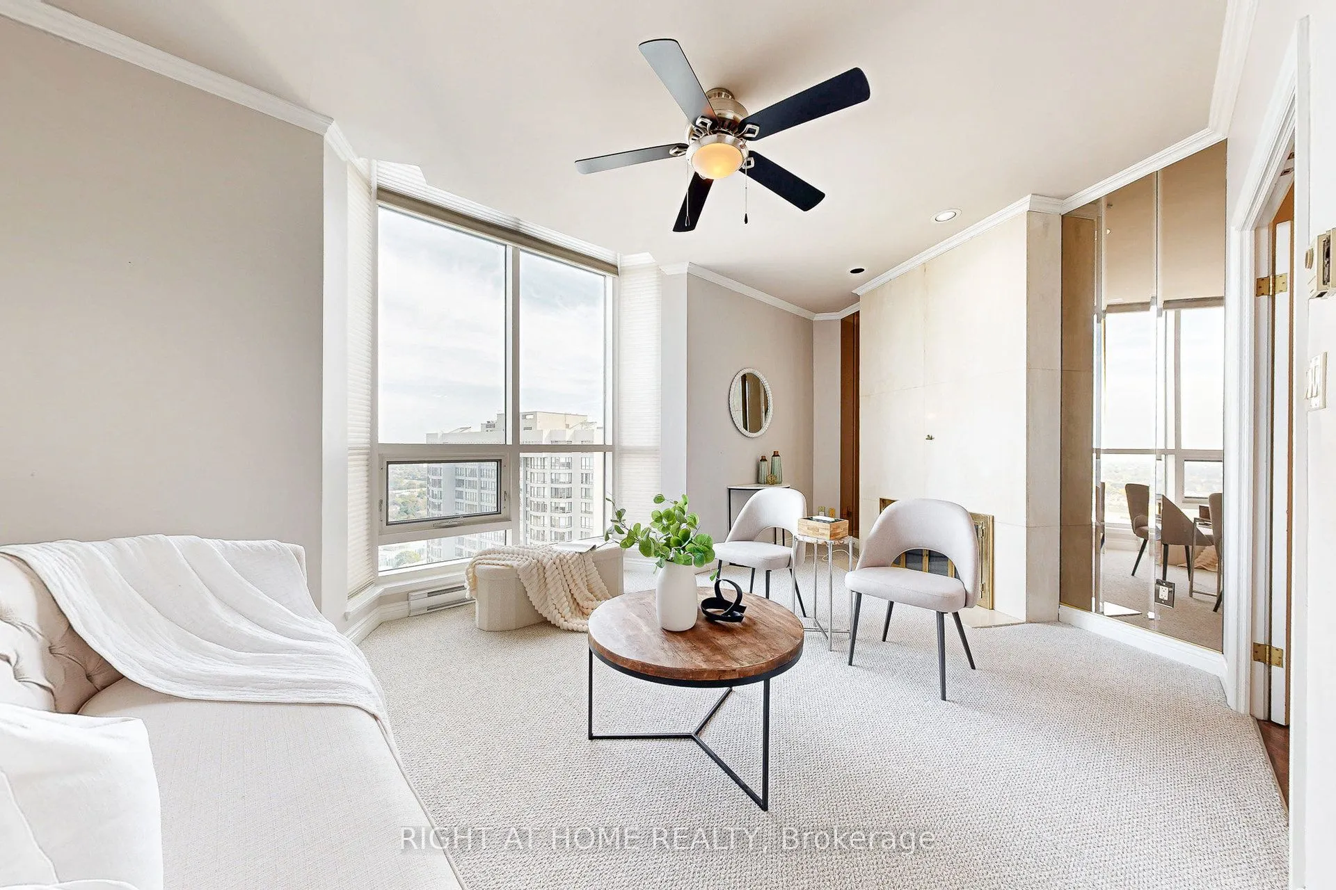85 Skymark Drive, #PH1