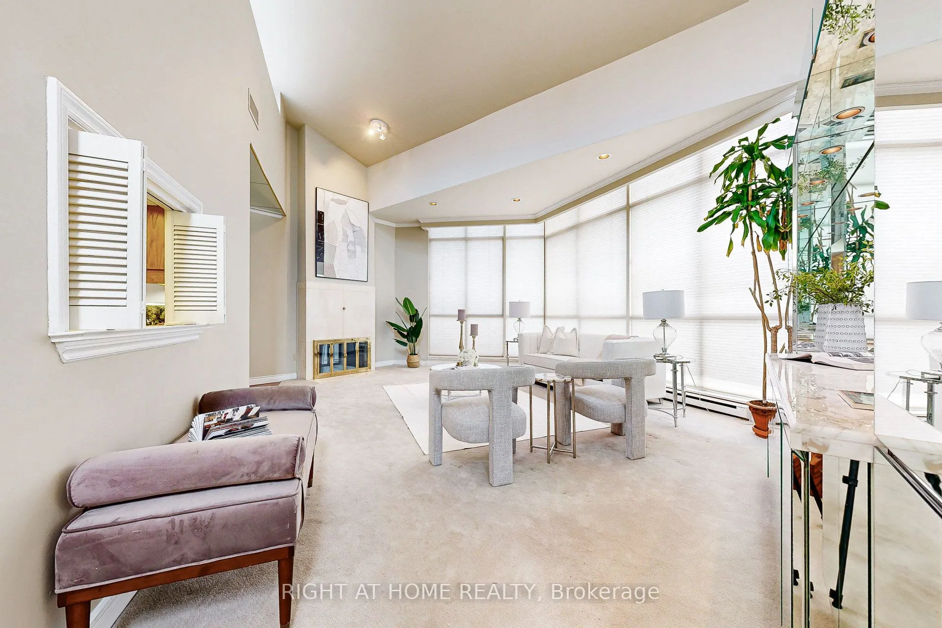 85 Skymark Drive, #PH1