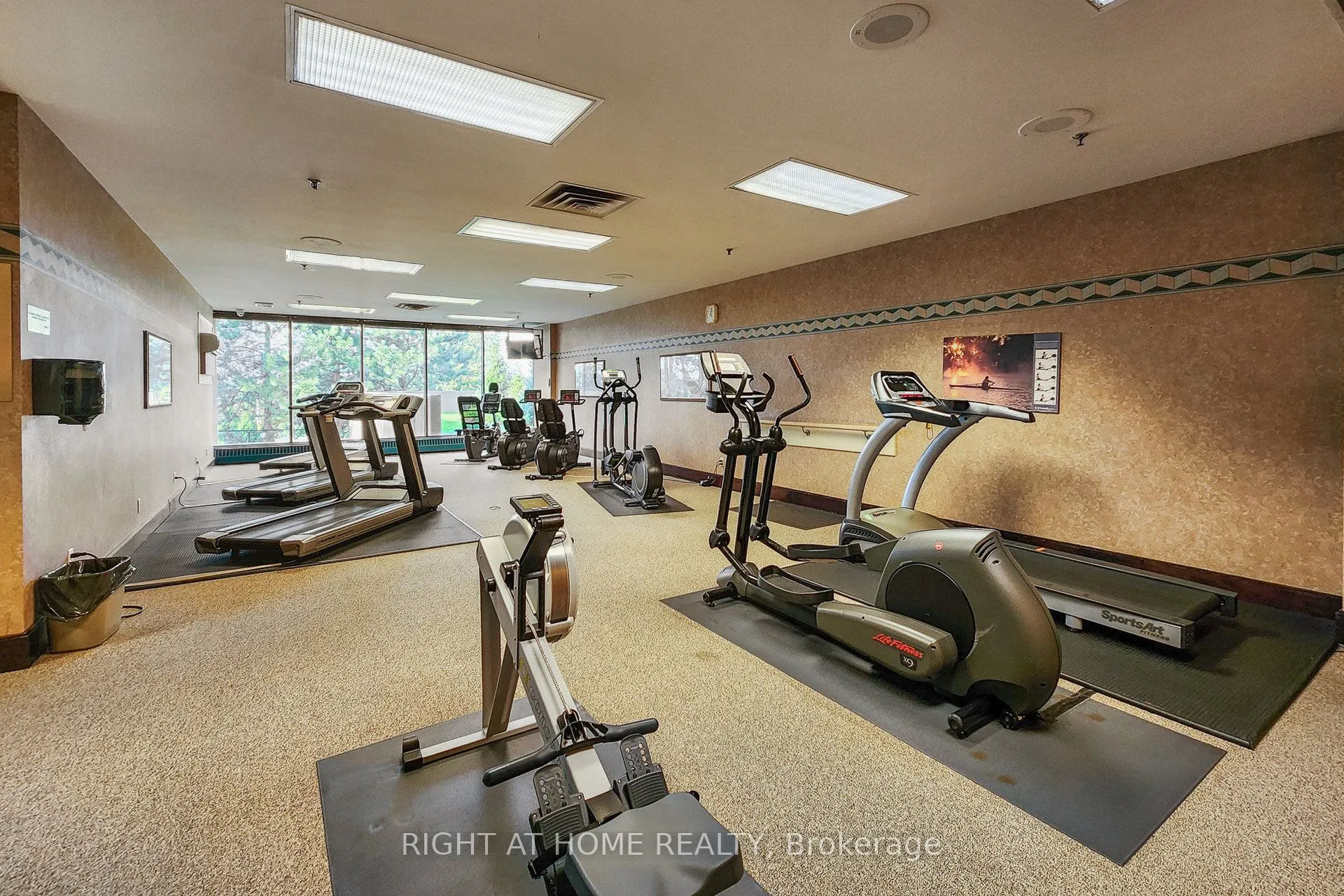 85 Skymark Drive, #PH1