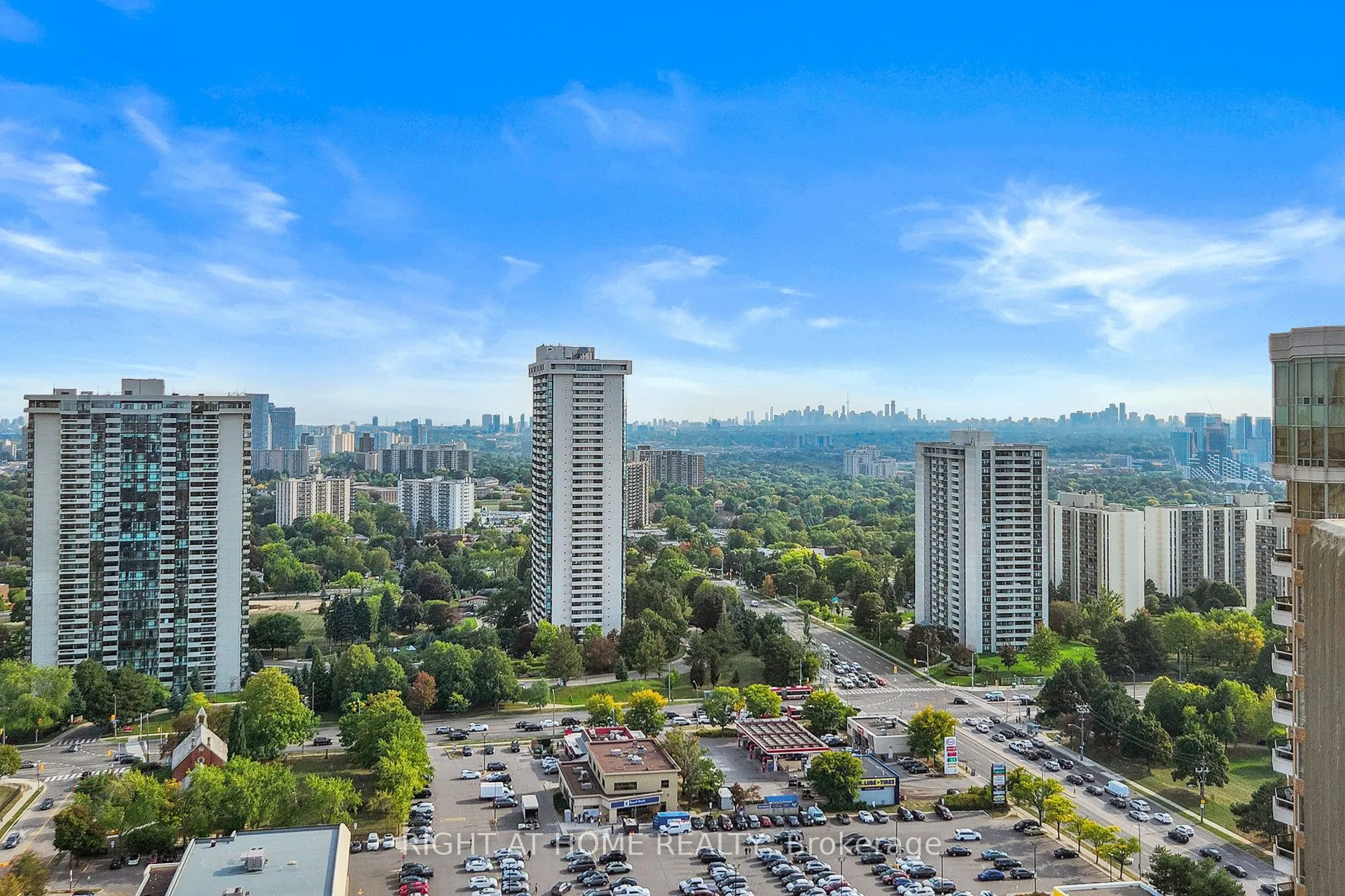 85 Skymark Drive, #PH1