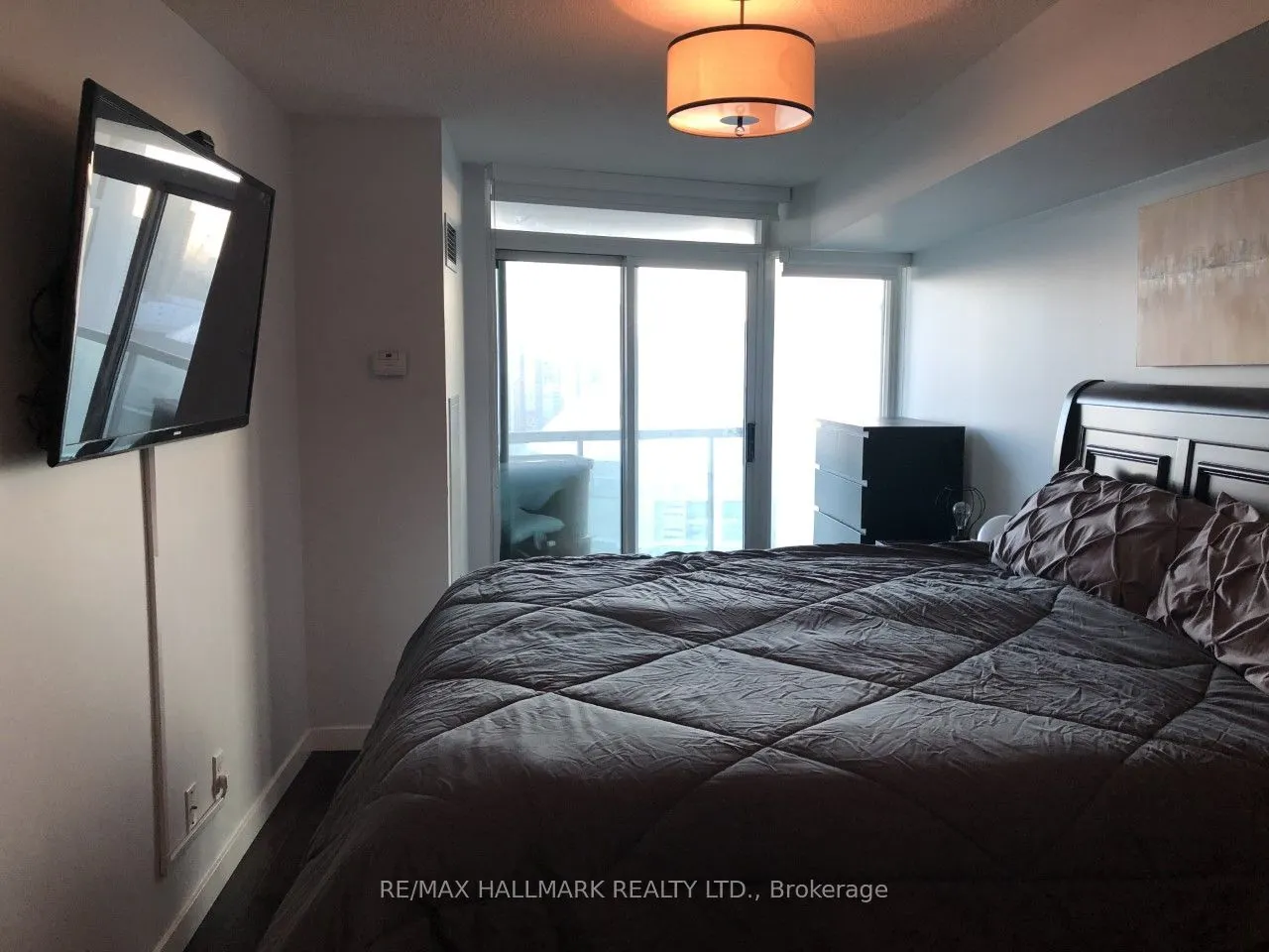30 Grand Trunk Crescent, #3211