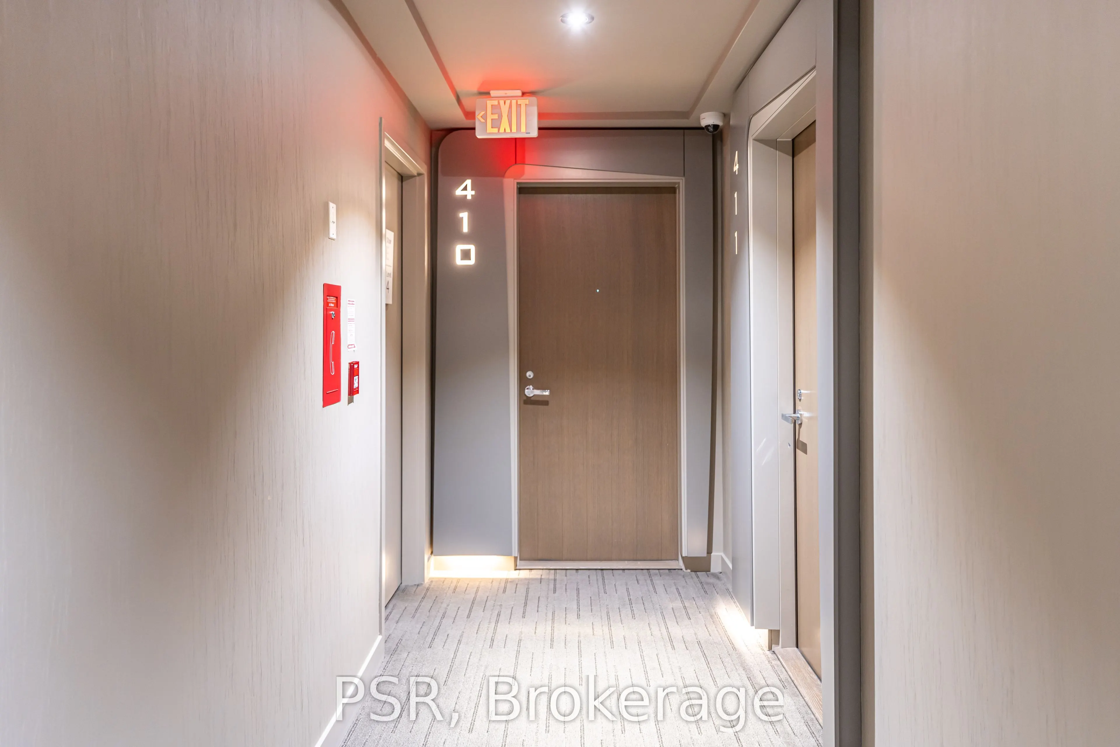 1 Bloor Street E, #410