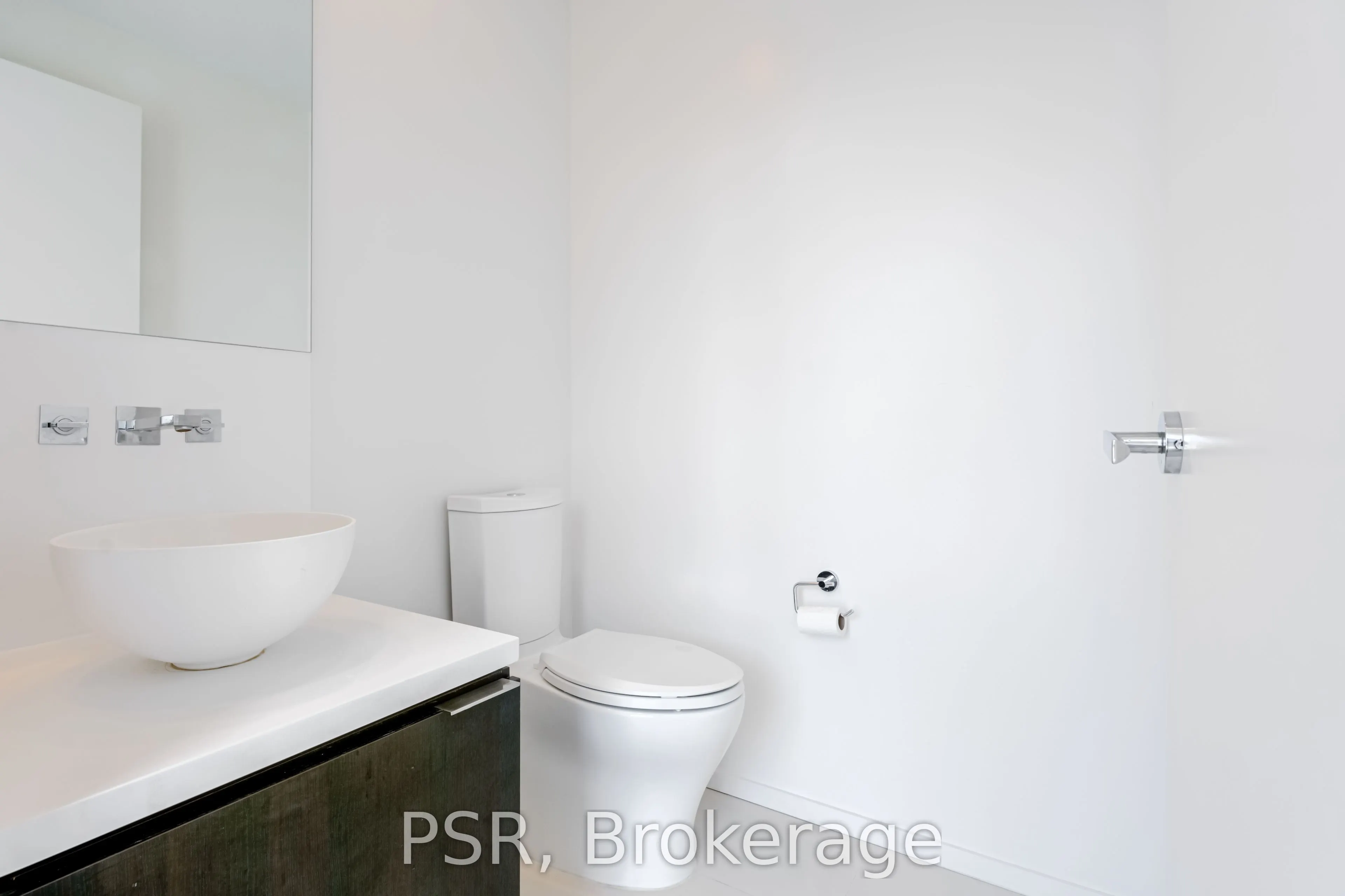 1 Bloor Street E, #410