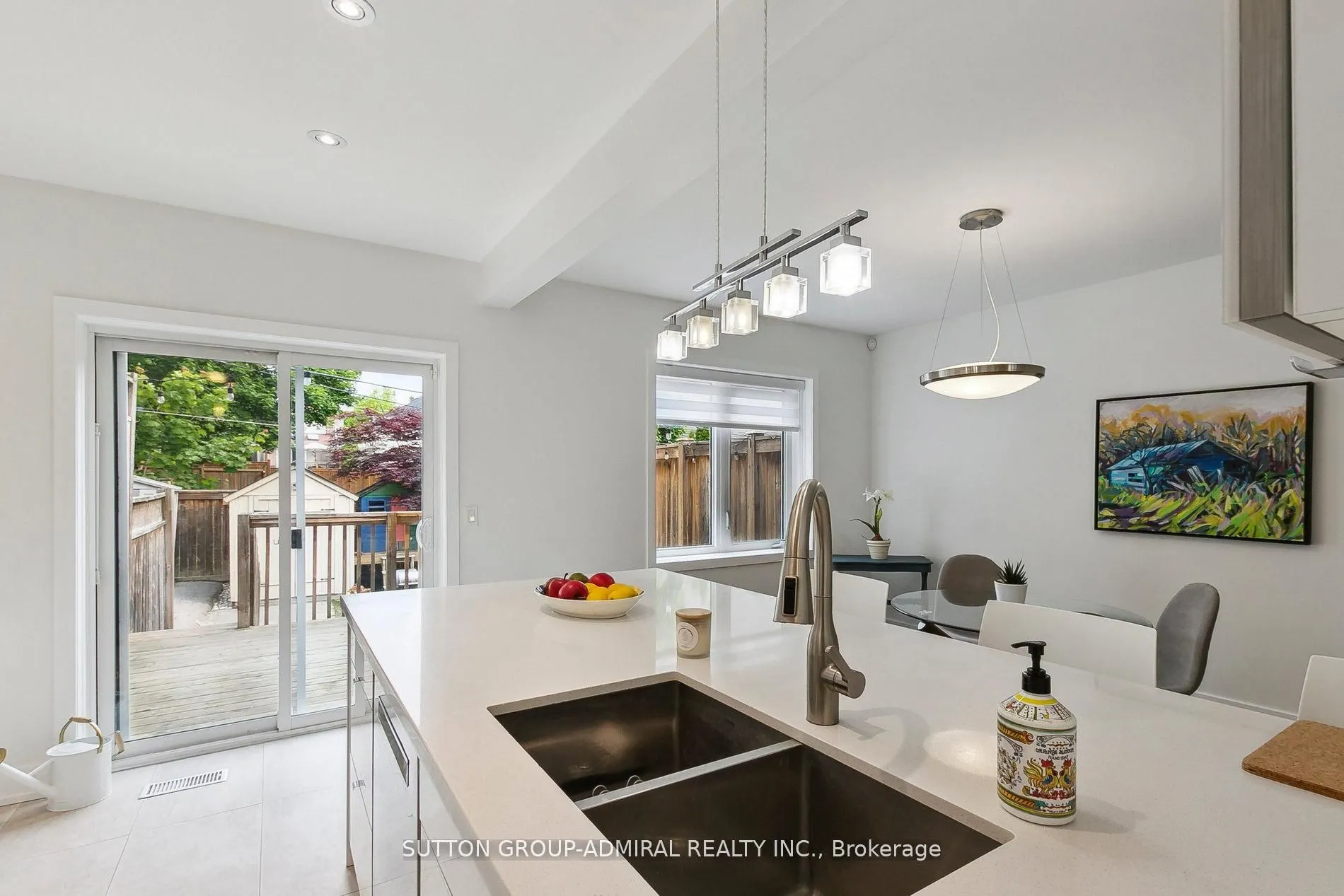 34 Elvina Gardens