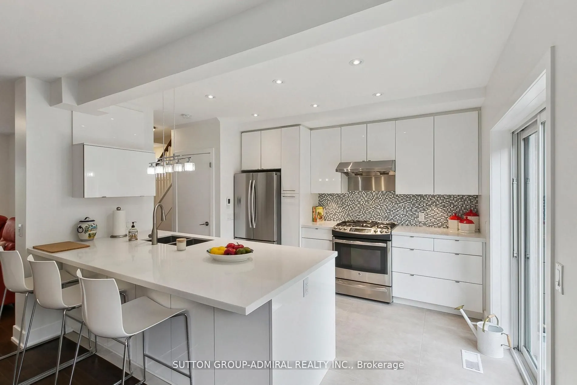 34 Elvina Gardens