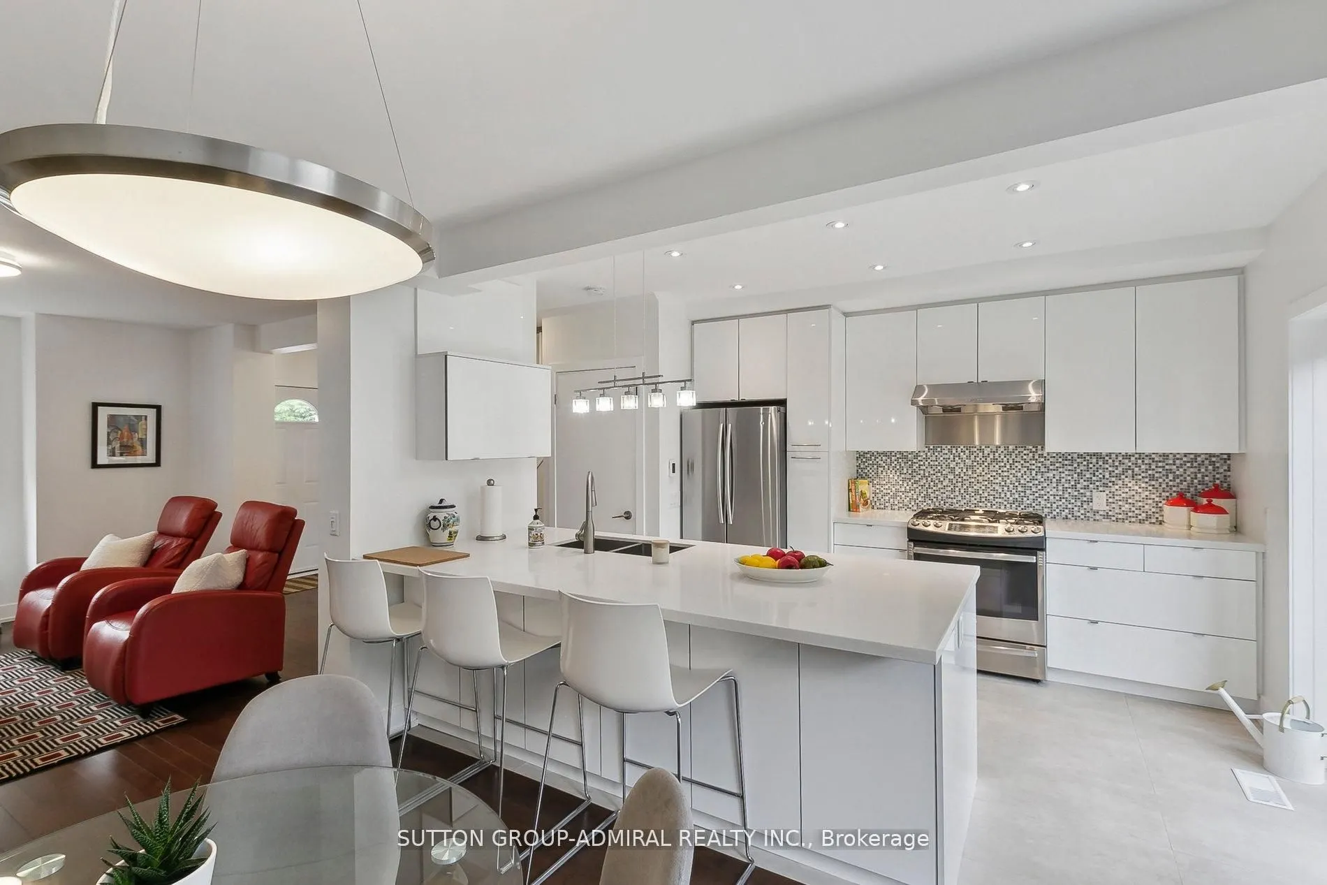 34 Elvina Gardens