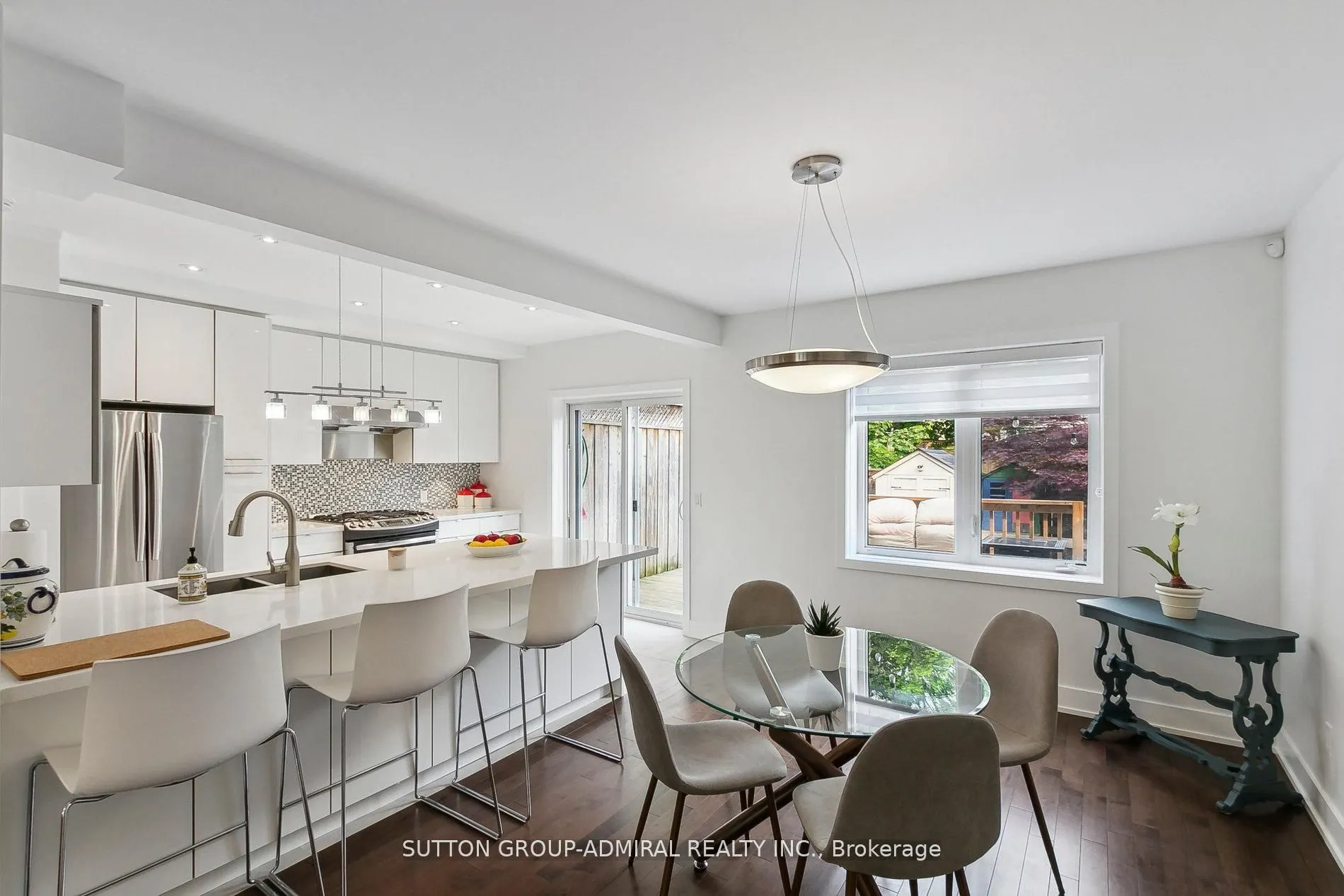 34 Elvina Gardens