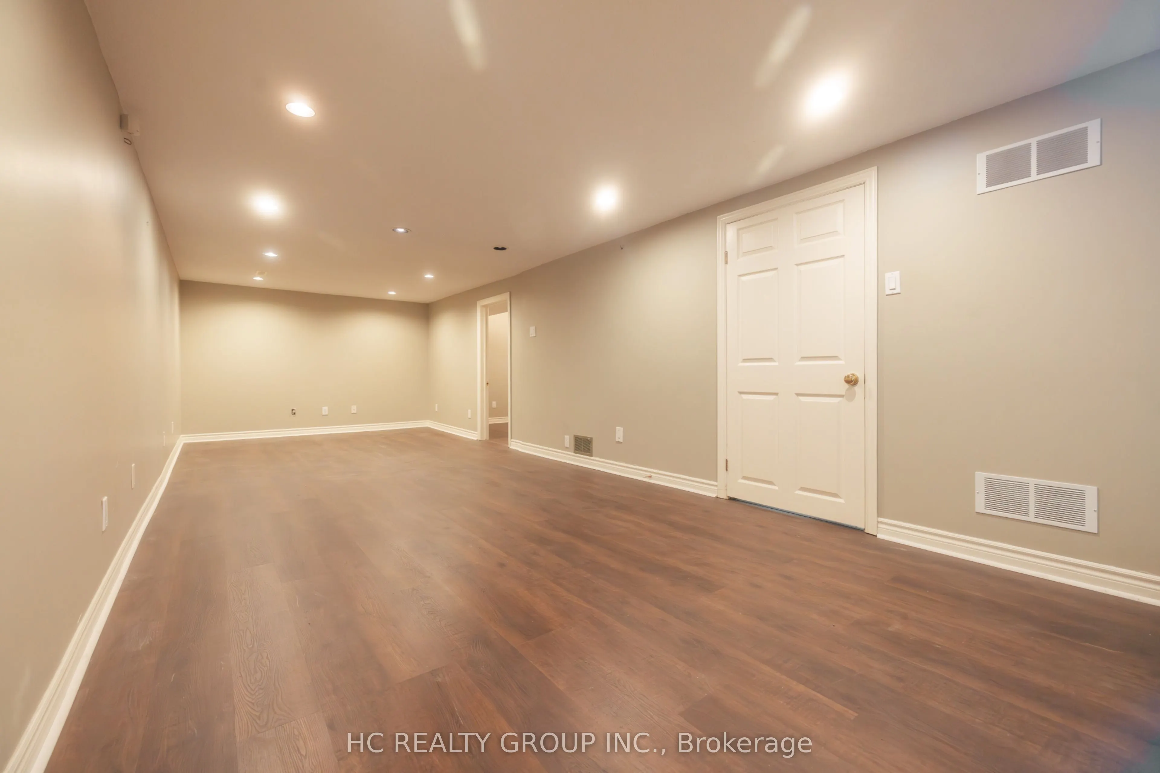 39 Dallington Drive