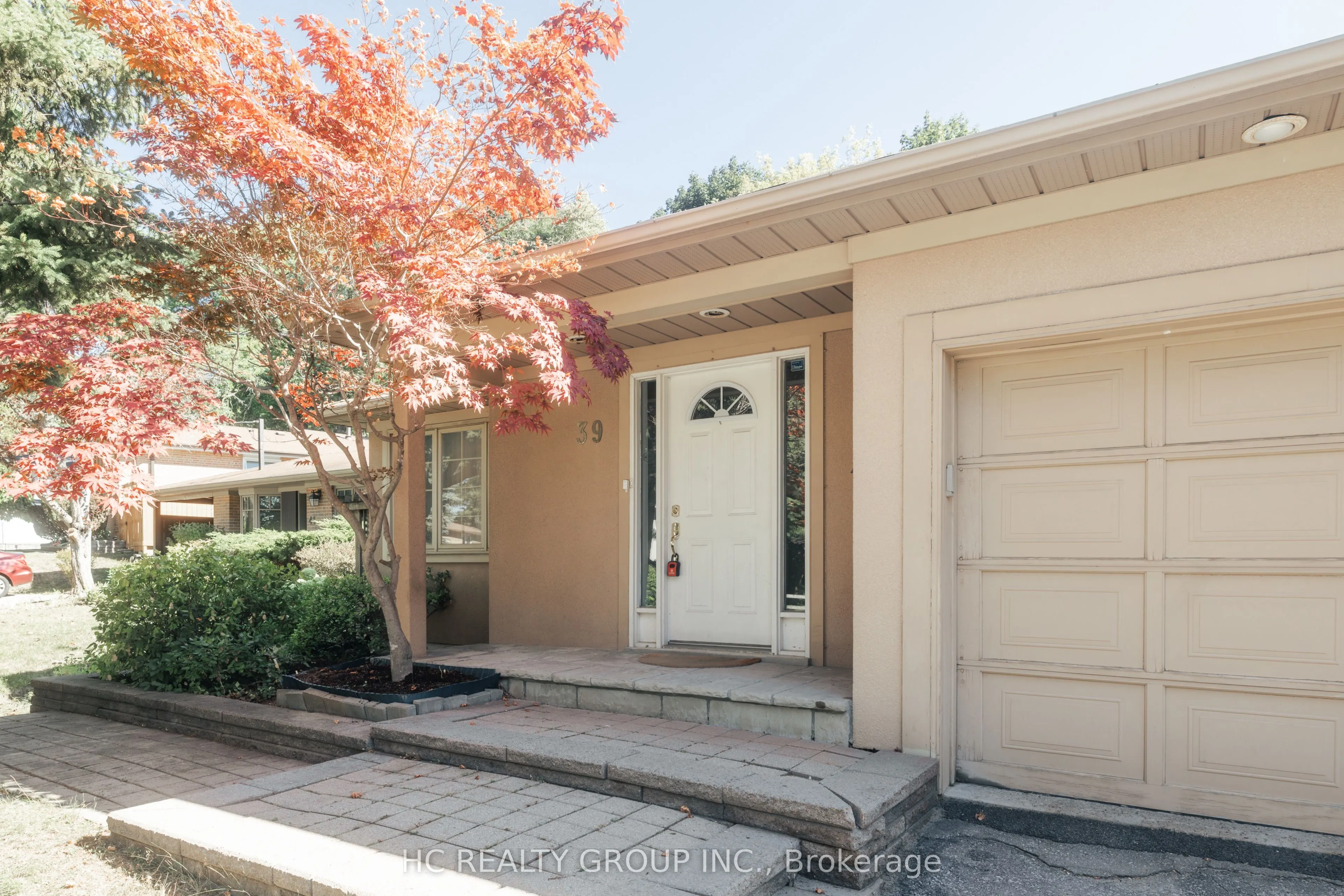 39 Dallington Drive