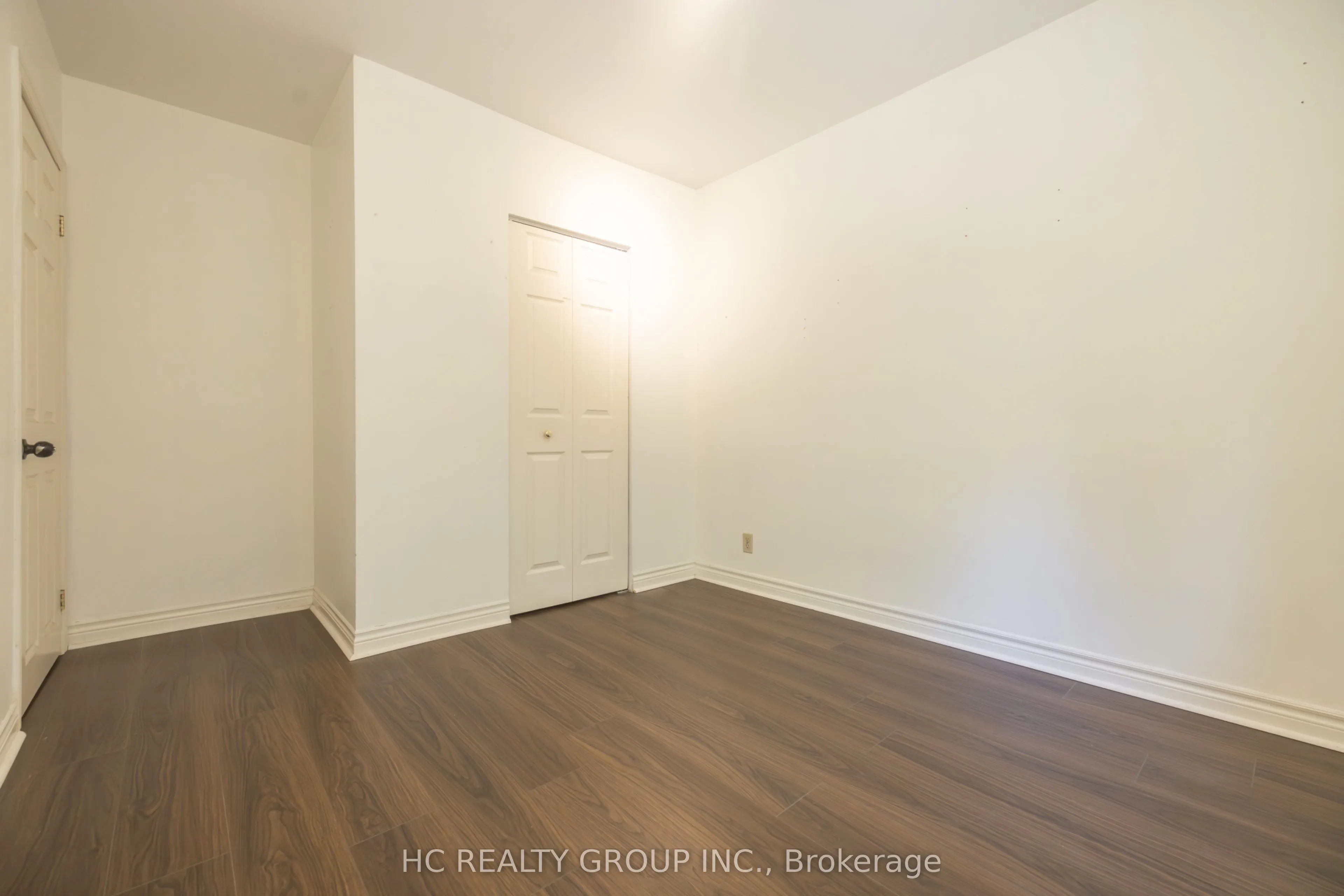 39 Dallington Drive