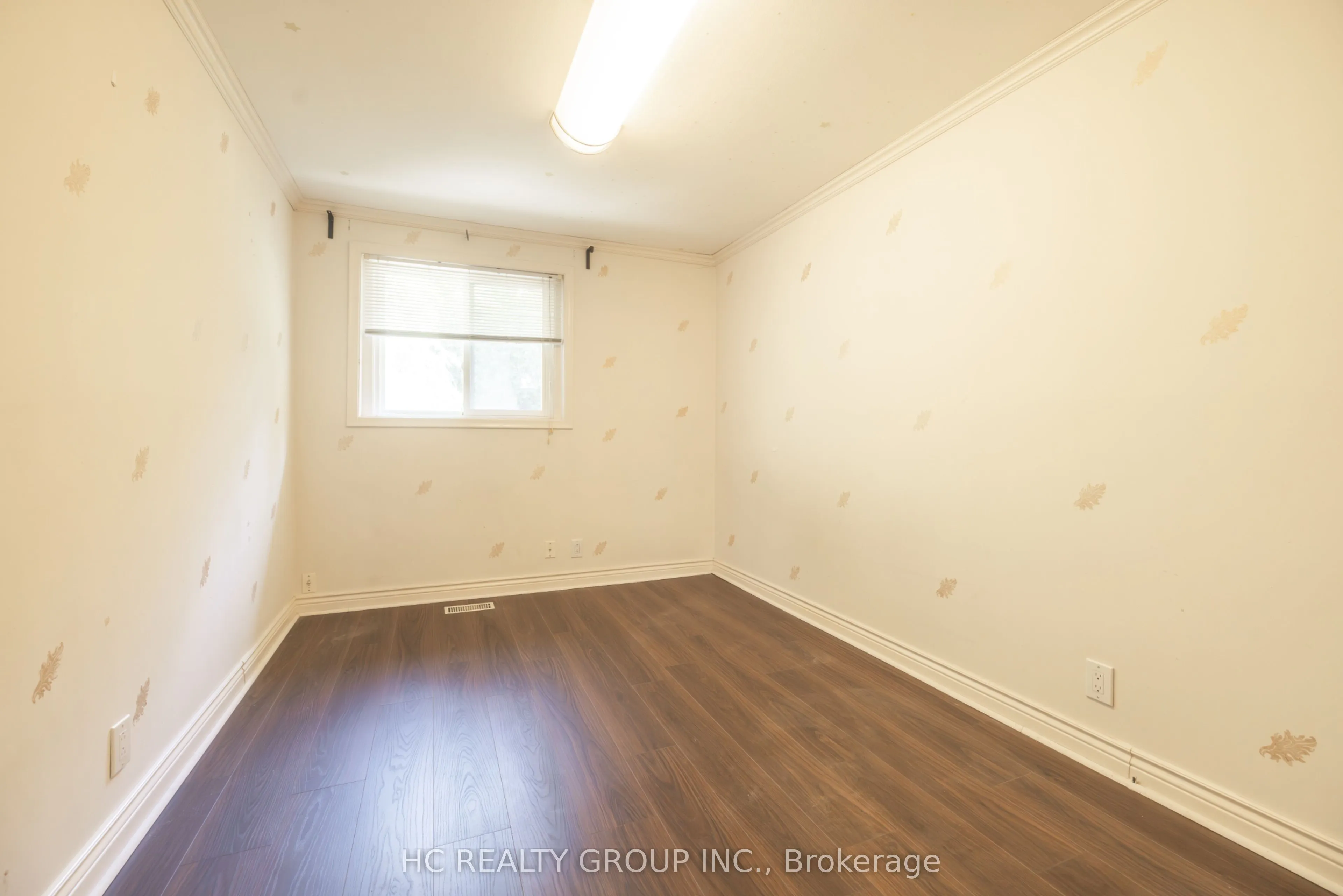 39 Dallington Drive