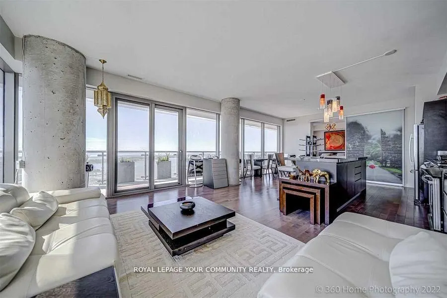 70 Distillery Lane, #3606
