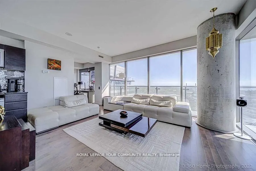 70 Distillery Lane, #3606
