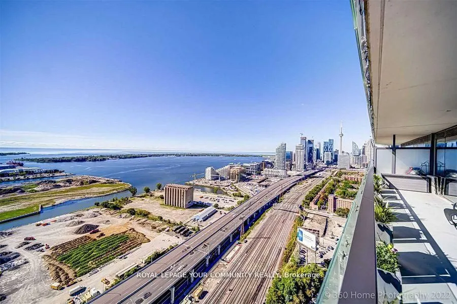 70 Distillery Lane, #3606