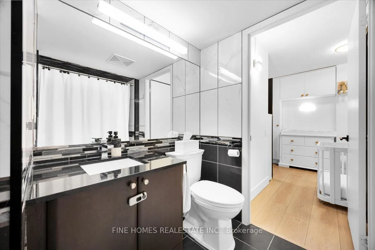 525 Wilson Avenue, #5
