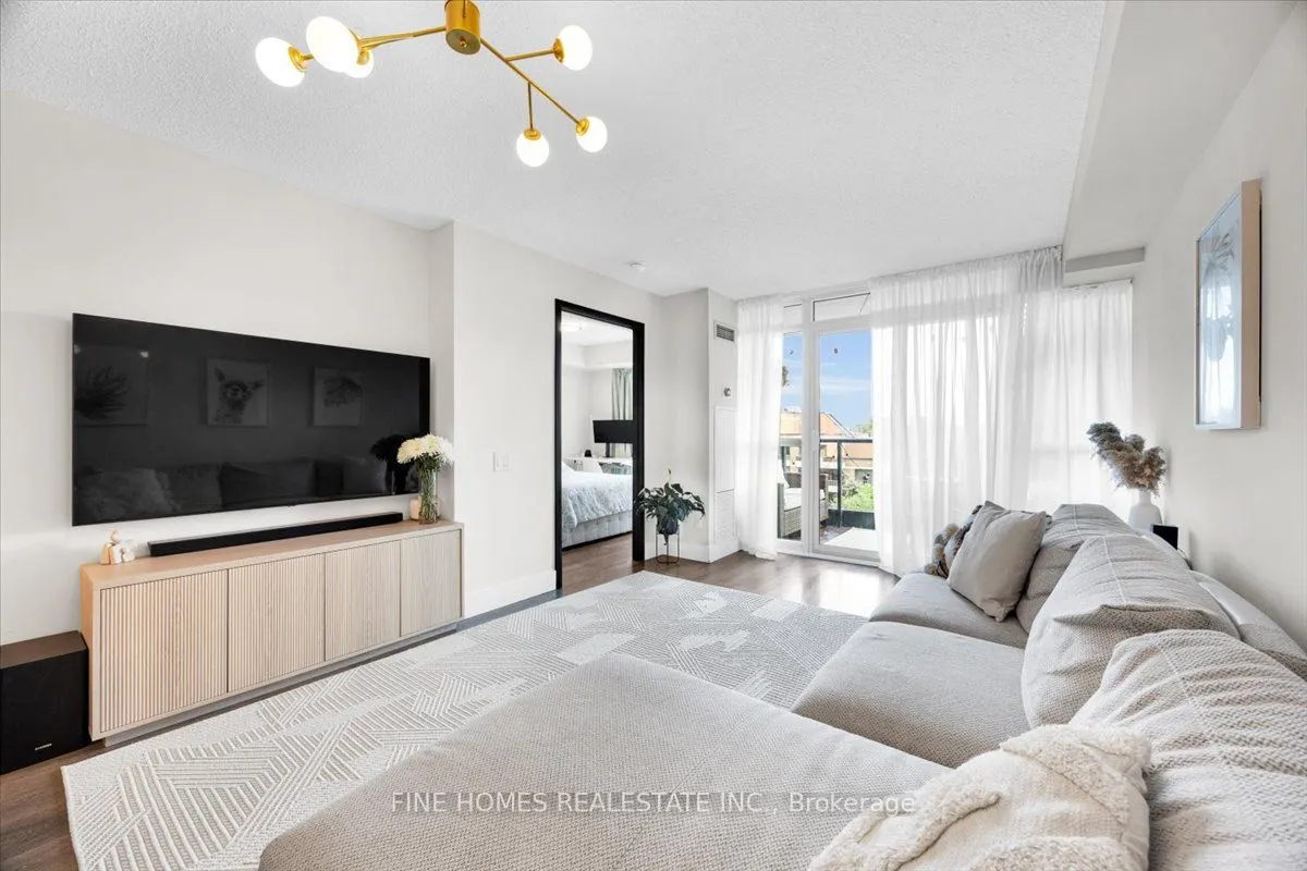 525 Wilson Avenue, #5