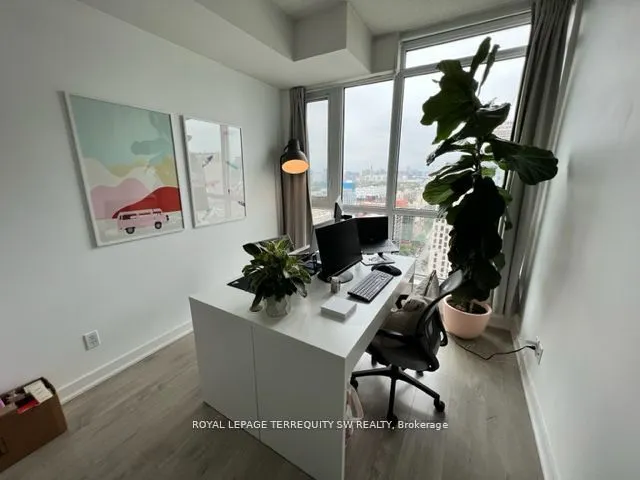 199 Richmond Street W, #2202
