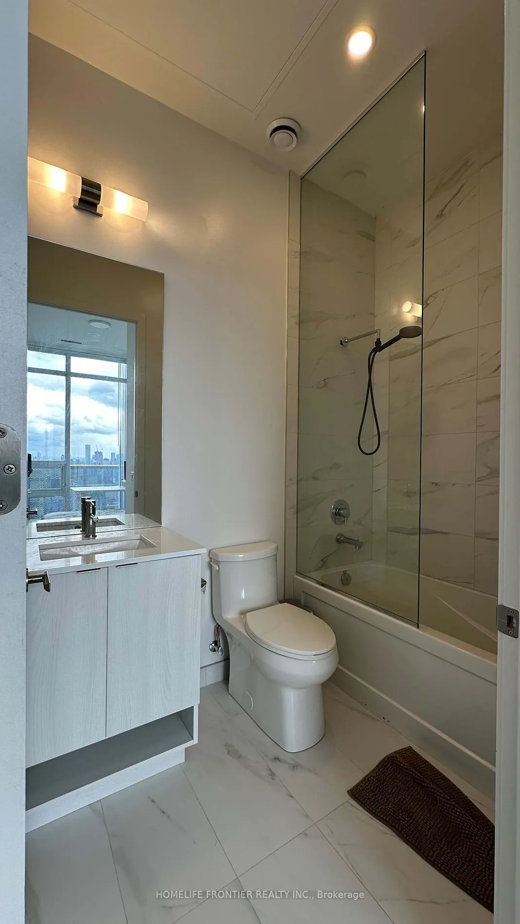 138 Downes Street, #Ph102