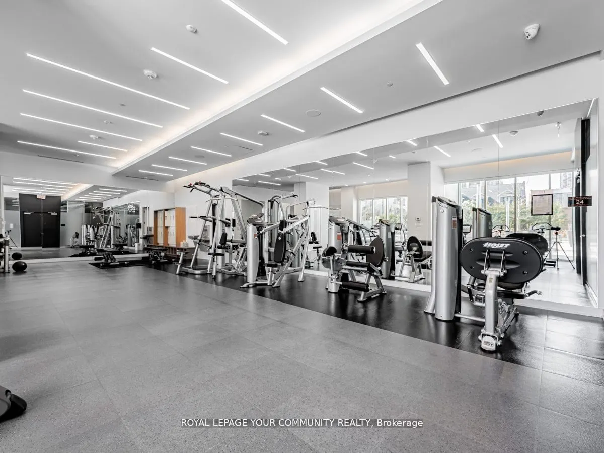 101 Erskine Avenue, #1402