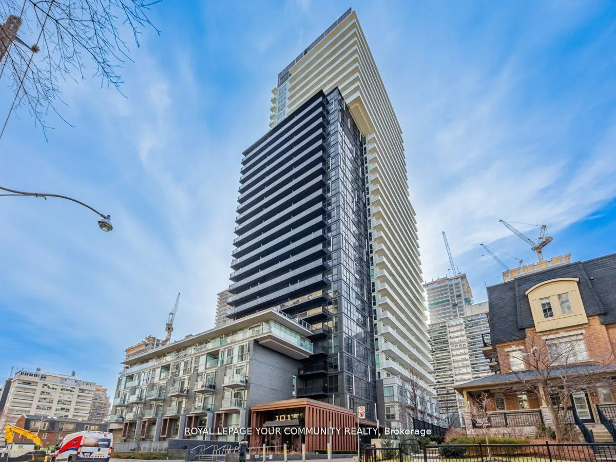 101 Erskine Avenue, #1402