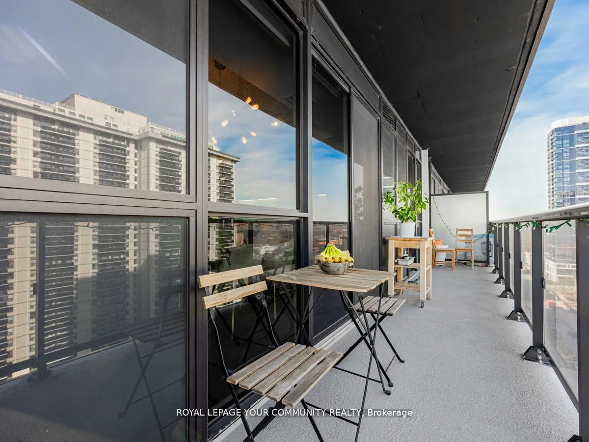 101 Erskine Avenue, #1402