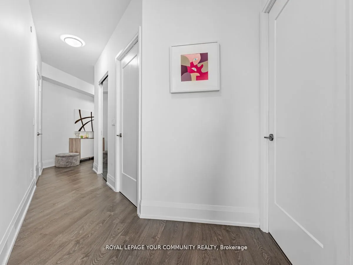 101 Erskine Avenue, #1402