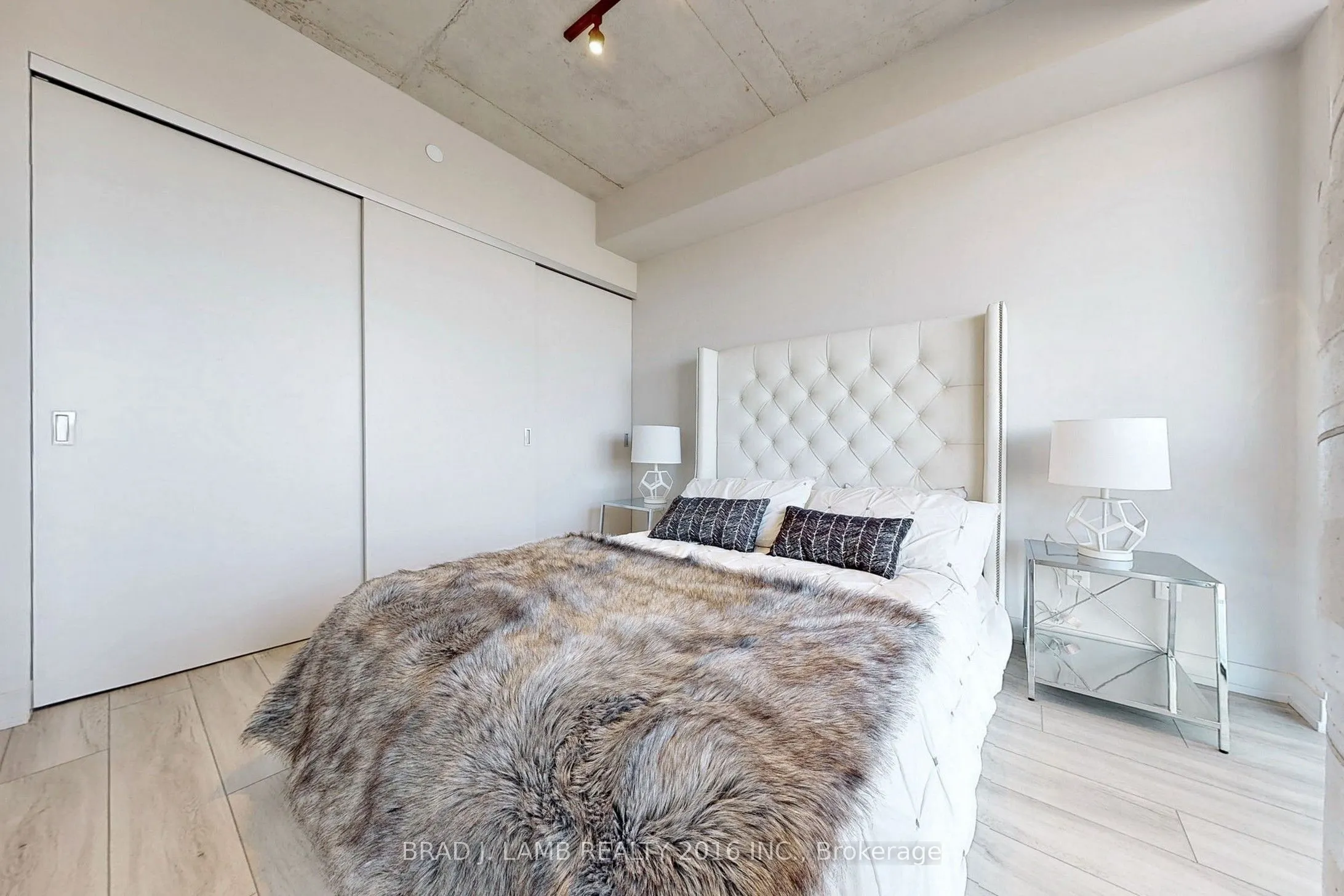 458 Richmond Street W, #1601