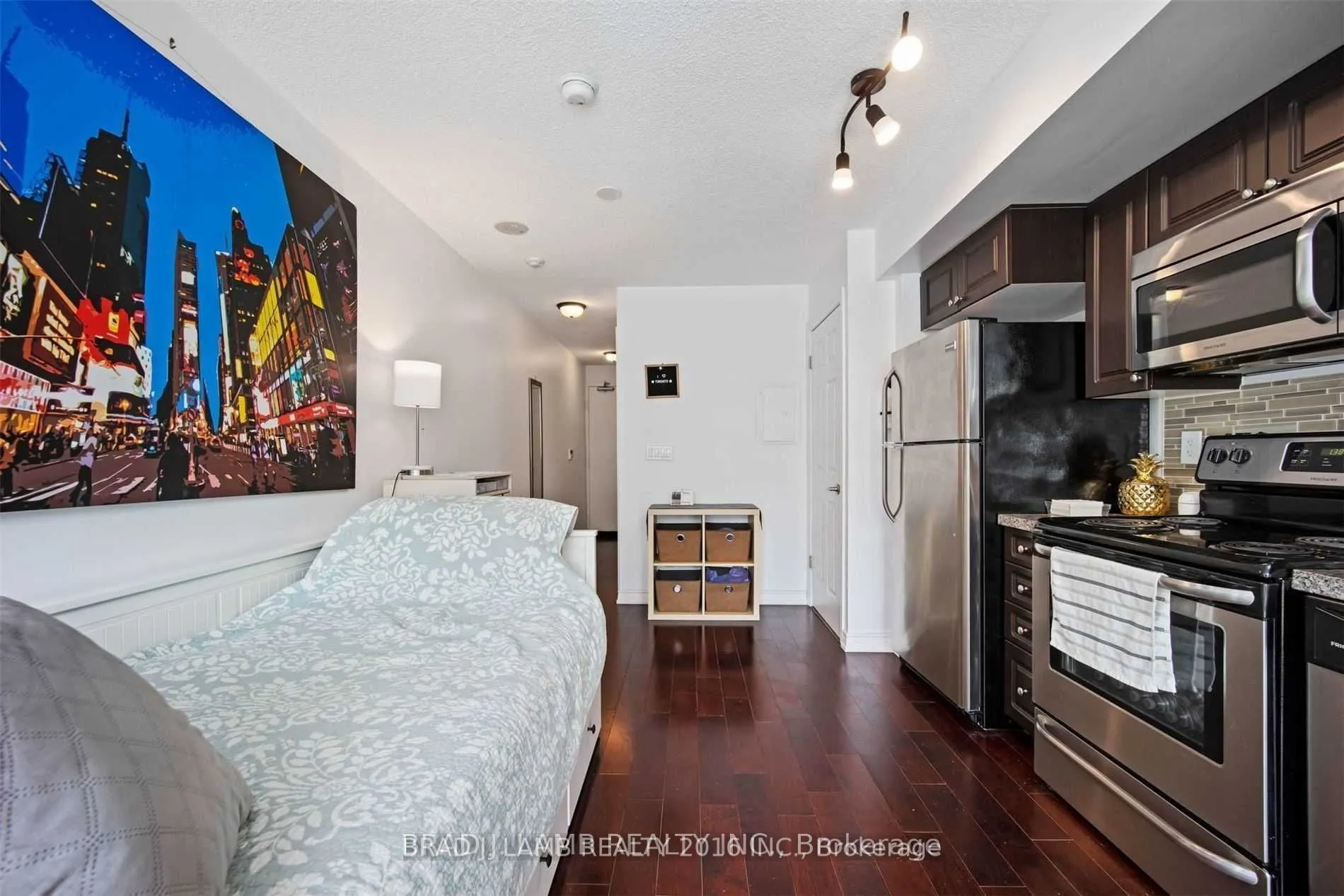 209 Fort York Boulevard