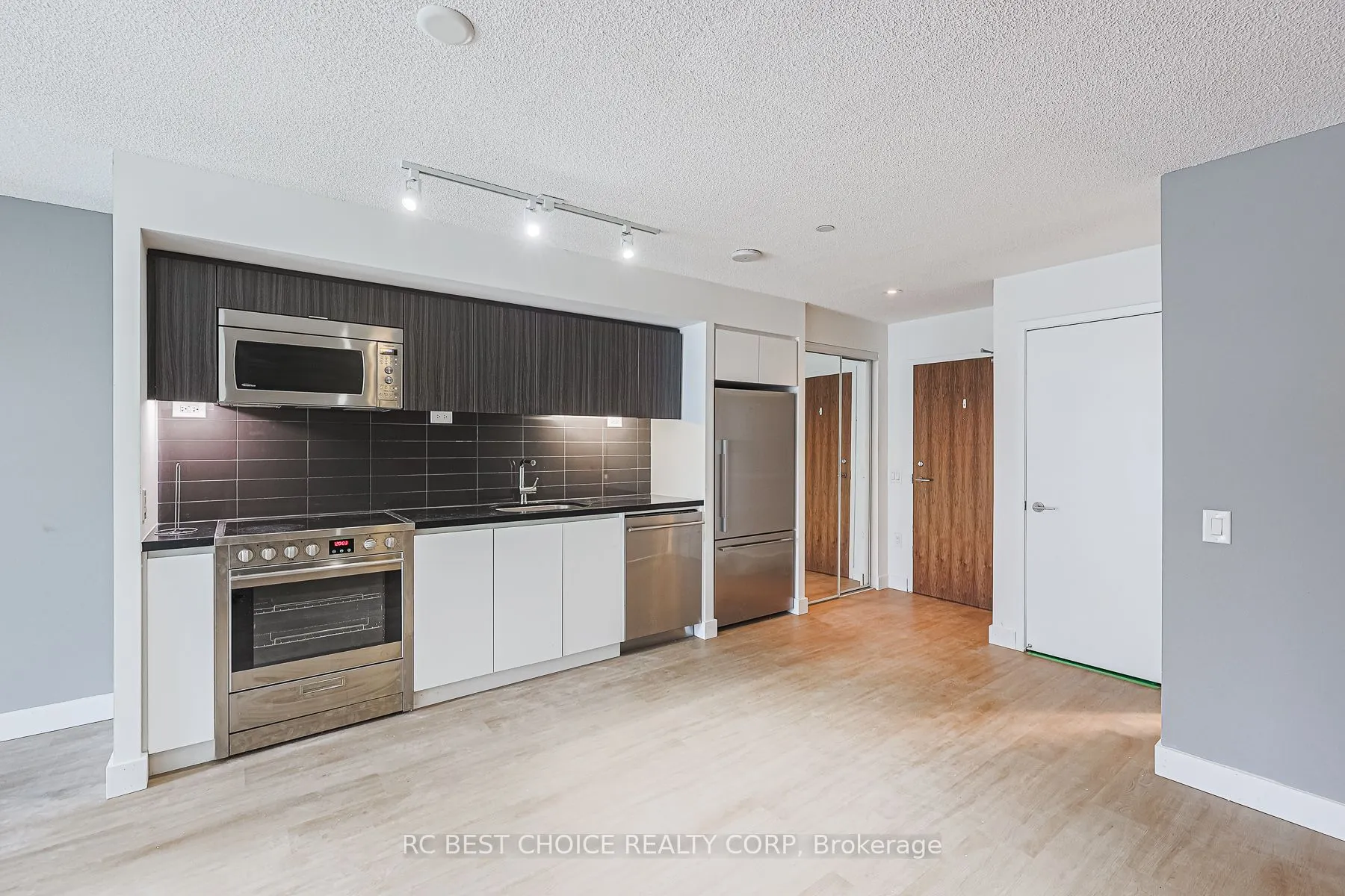 75 Queens Wharf Road