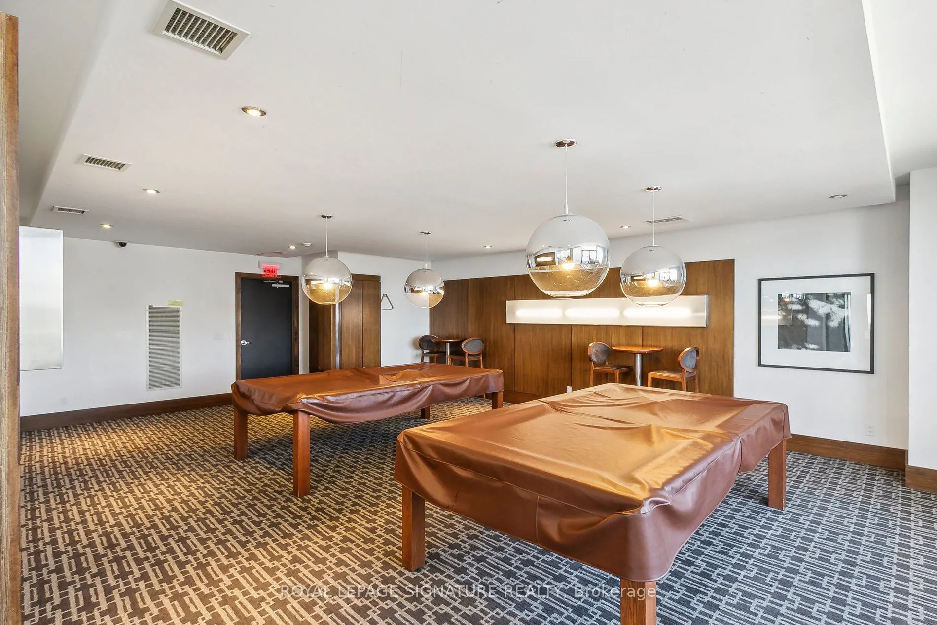 2885 Bayview Avenue, #233