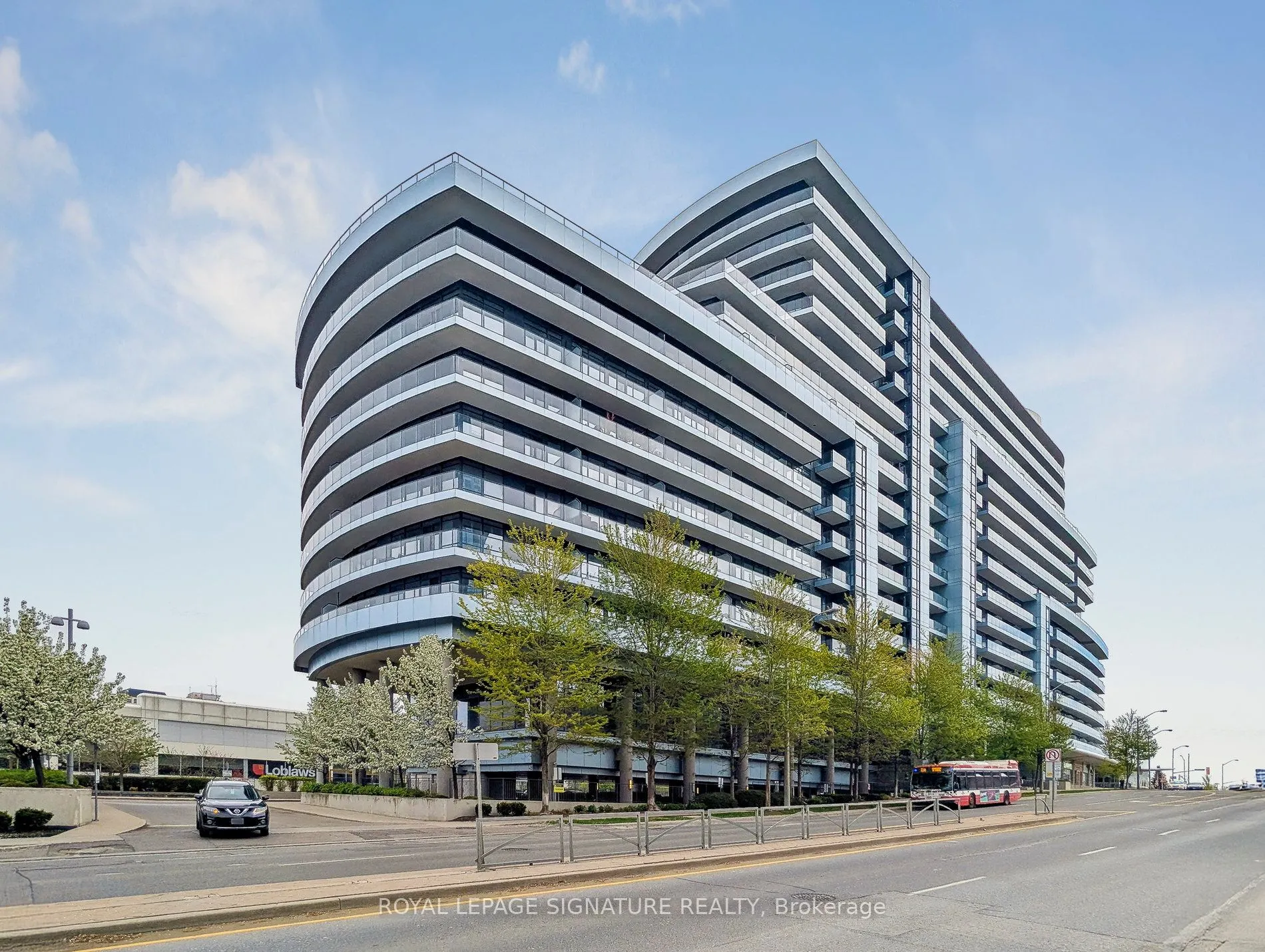 2885 Bayview Avenue, #233