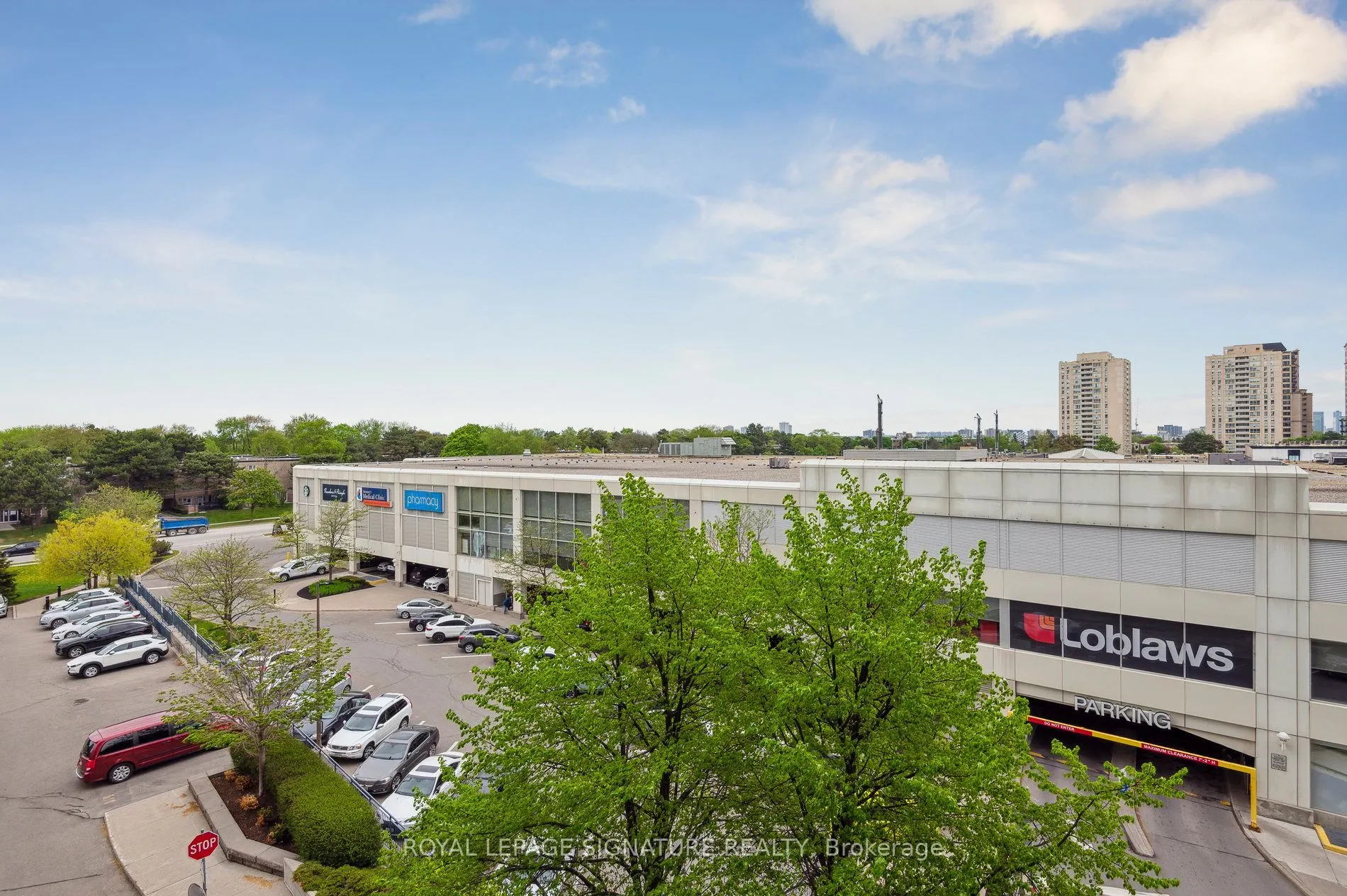 2885 Bayview Avenue, #233