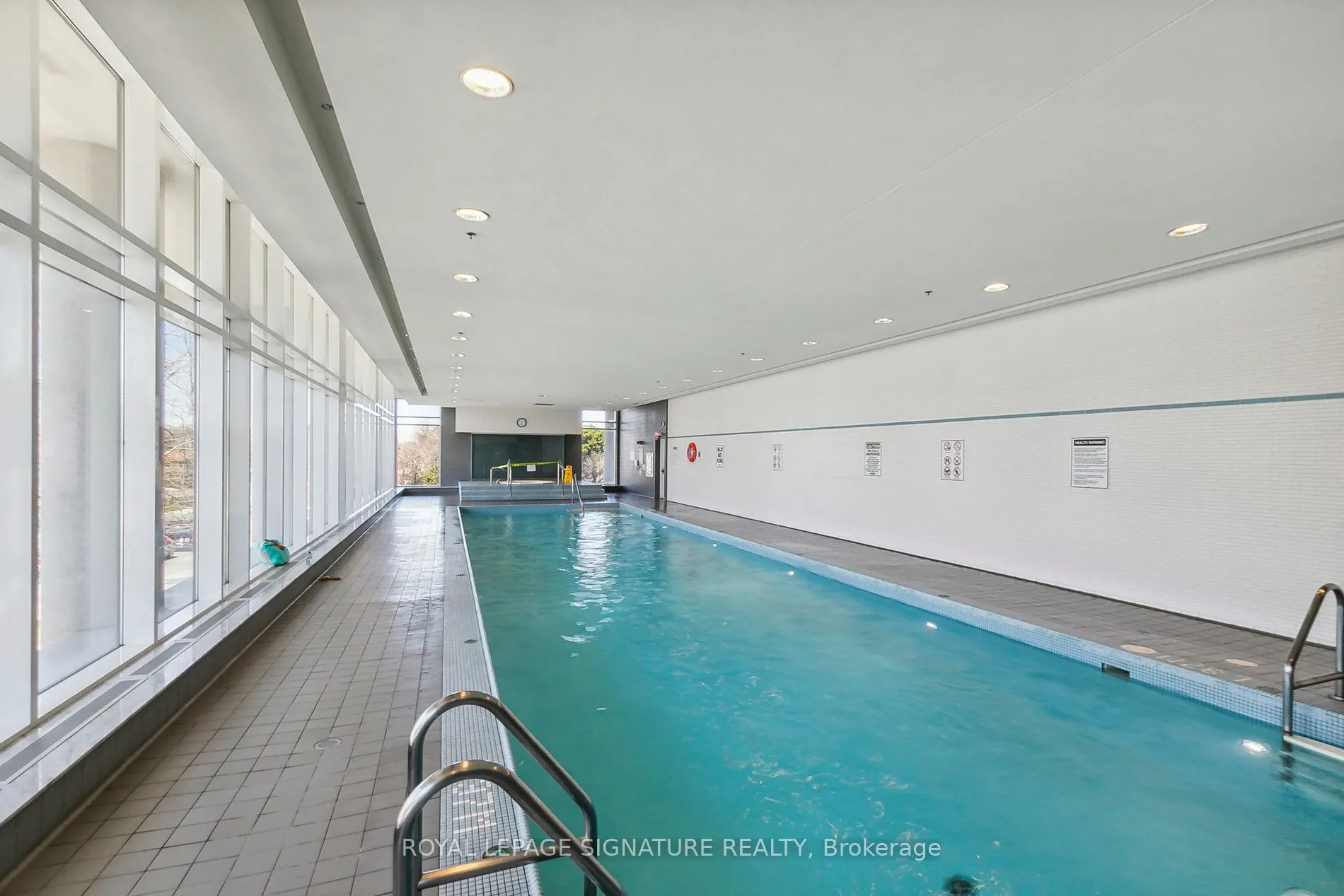 2885 Bayview Avenue, #233