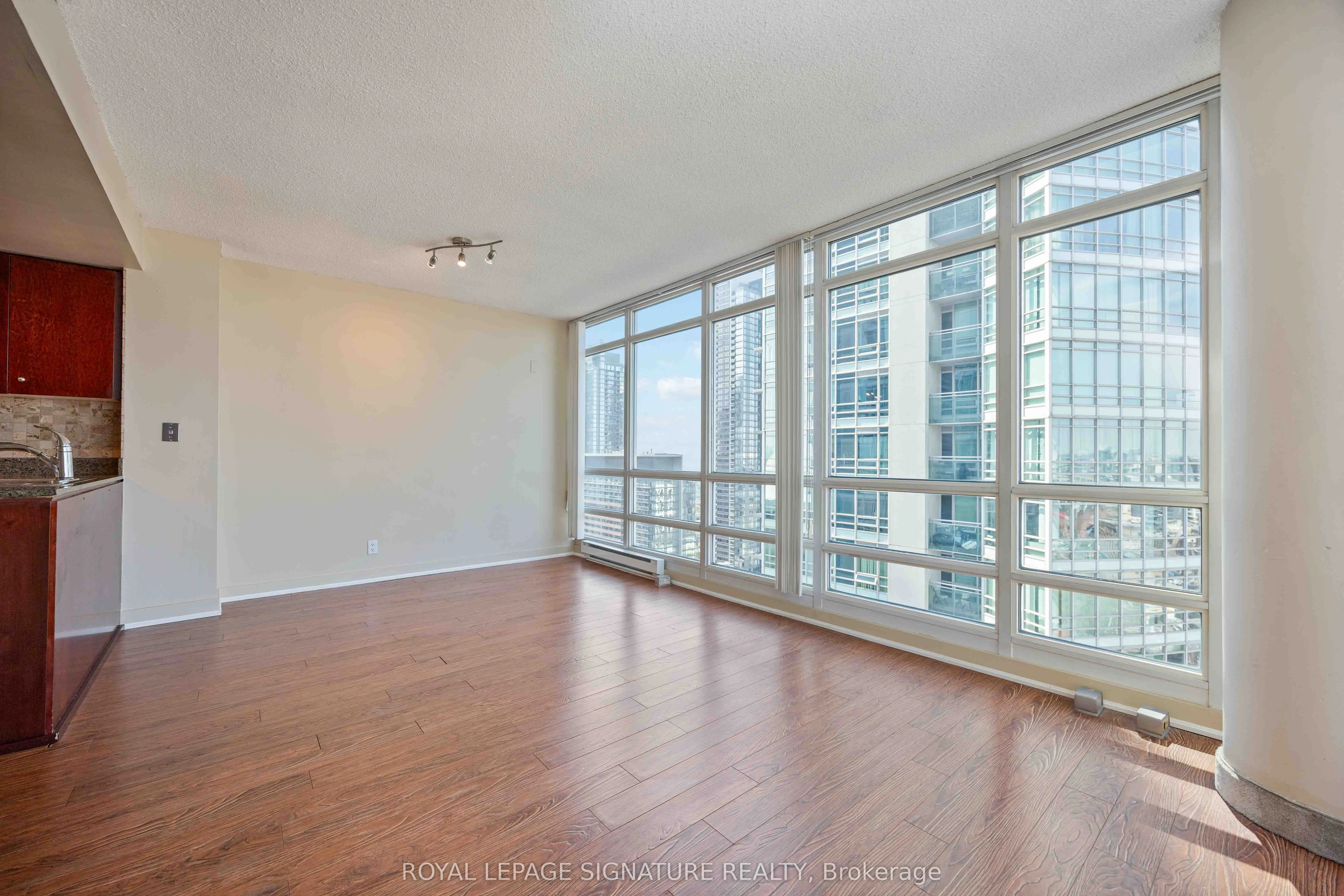 381 Front Street W, #2602
