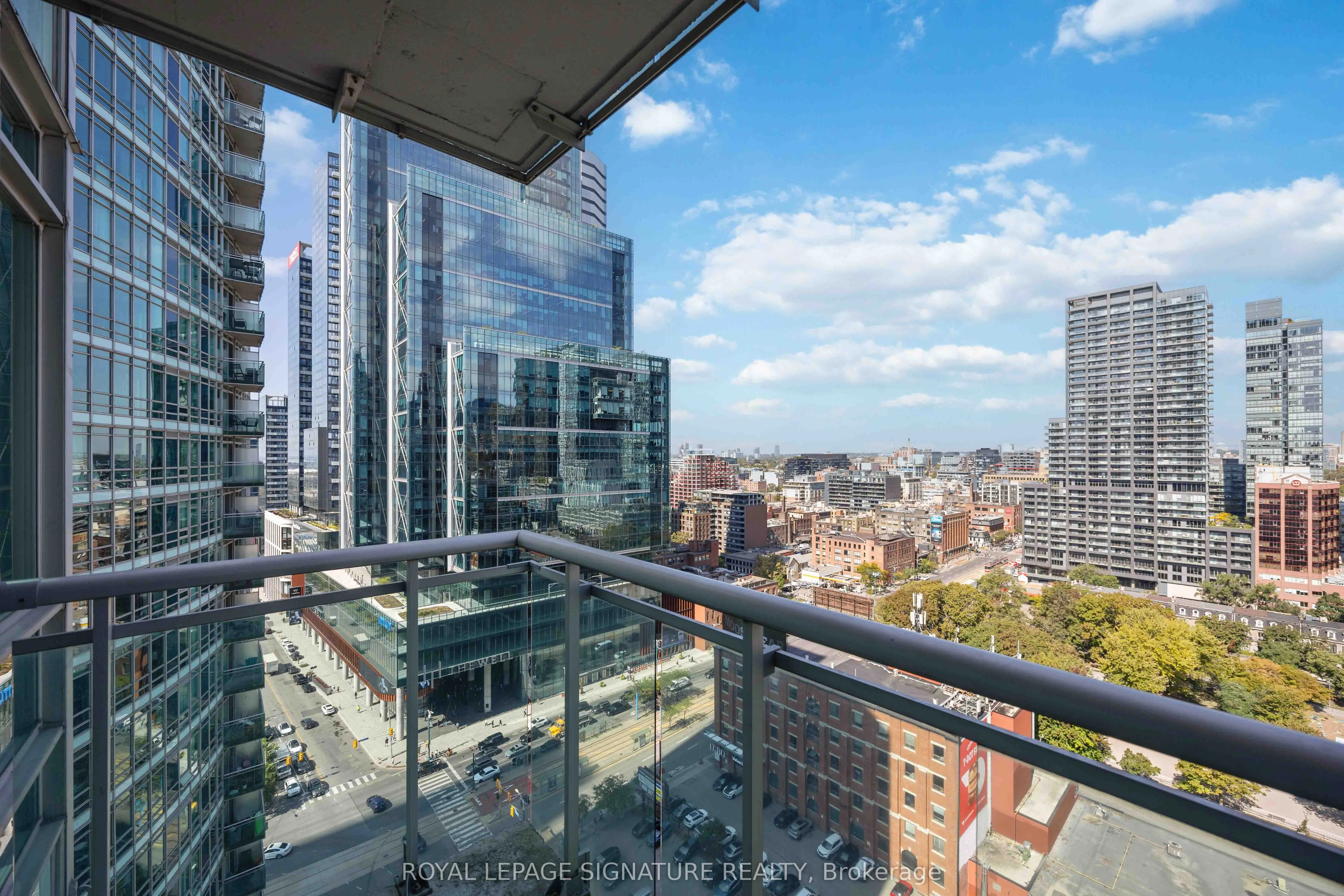 381 Front Street W, #2602