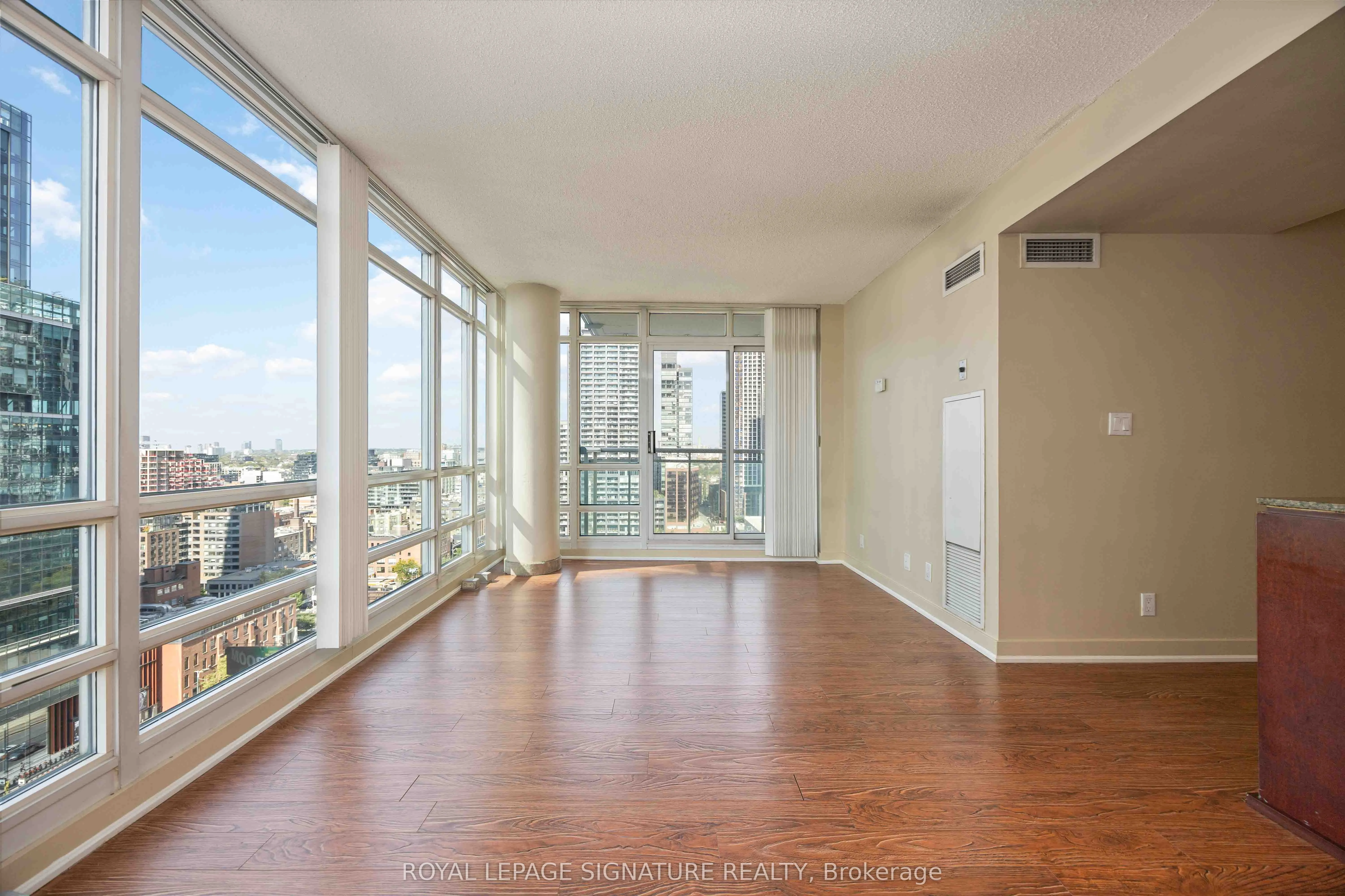 381 Front Street W, #2602
