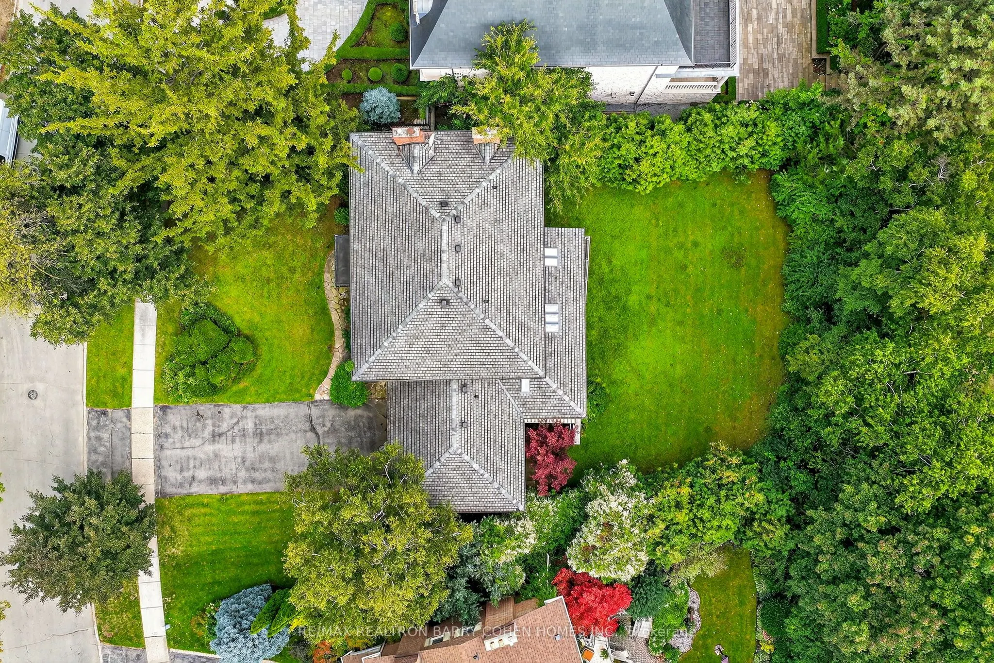11 Tudor Gate