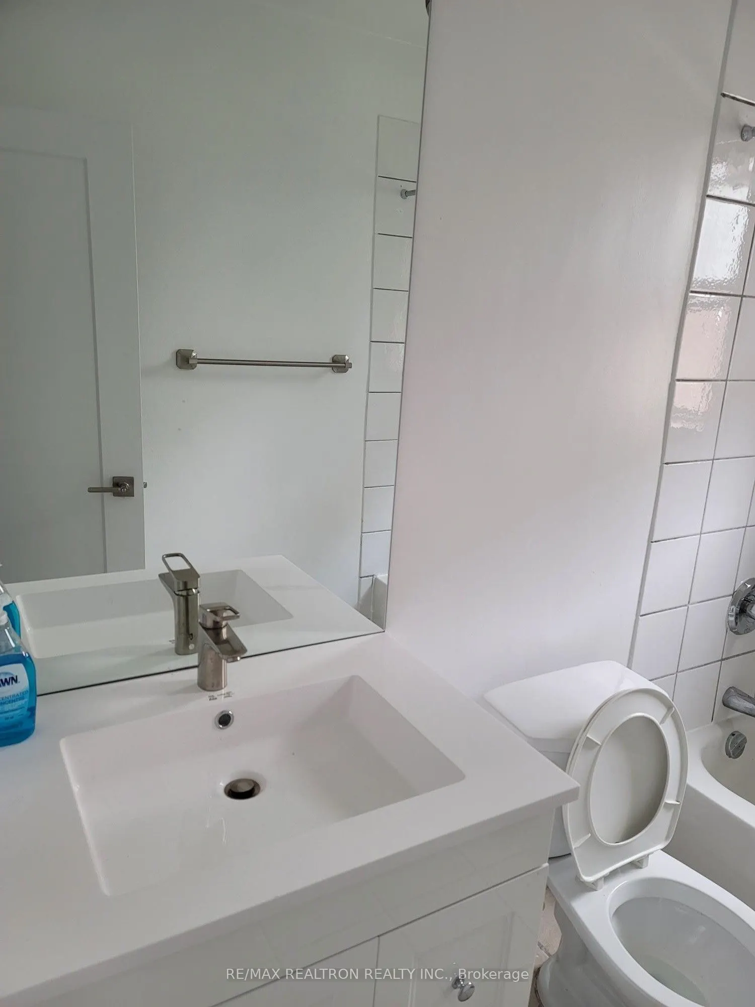 312 Douglas Avenue, #304