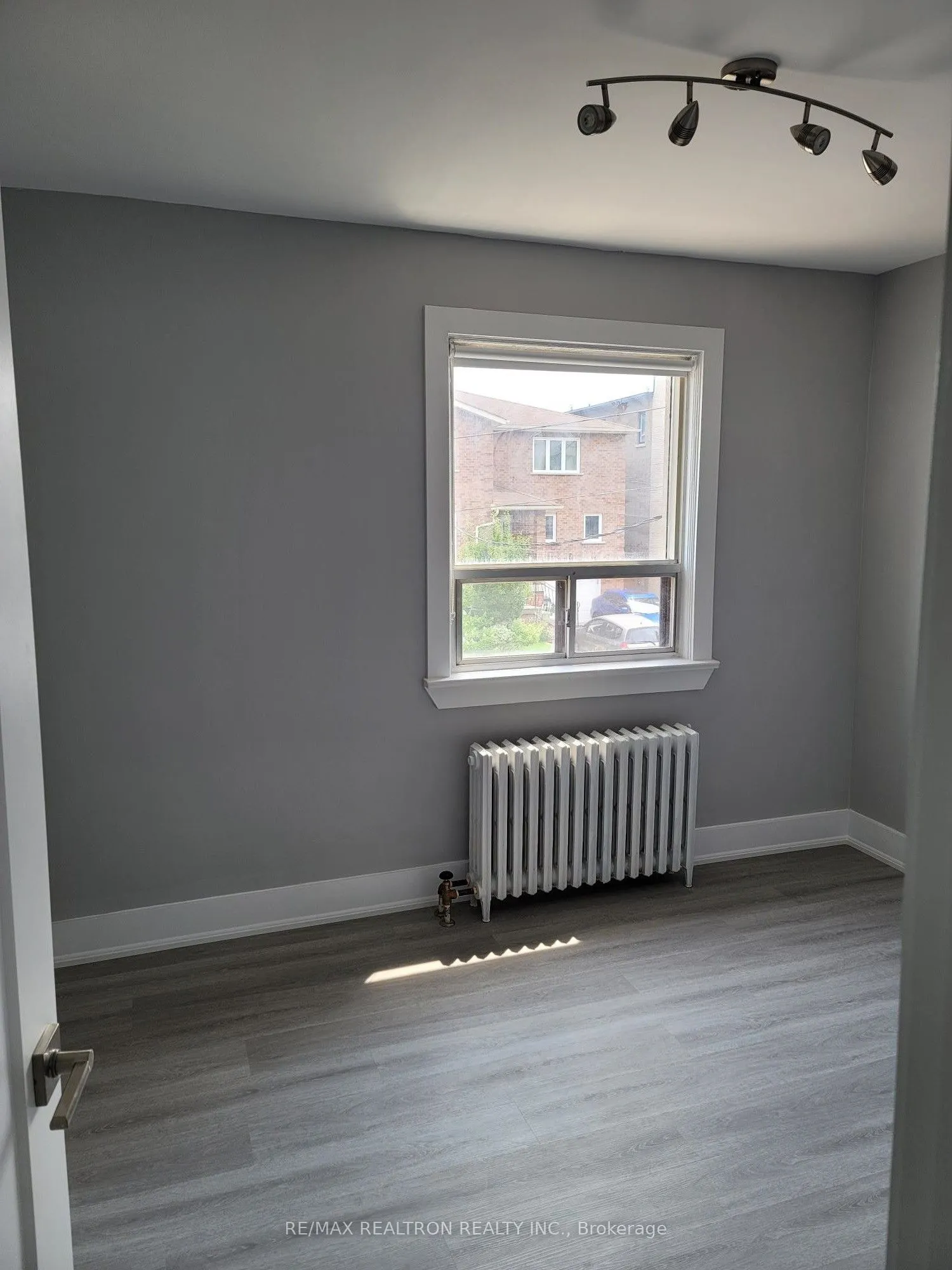 312 Douglas Avenue, #304
