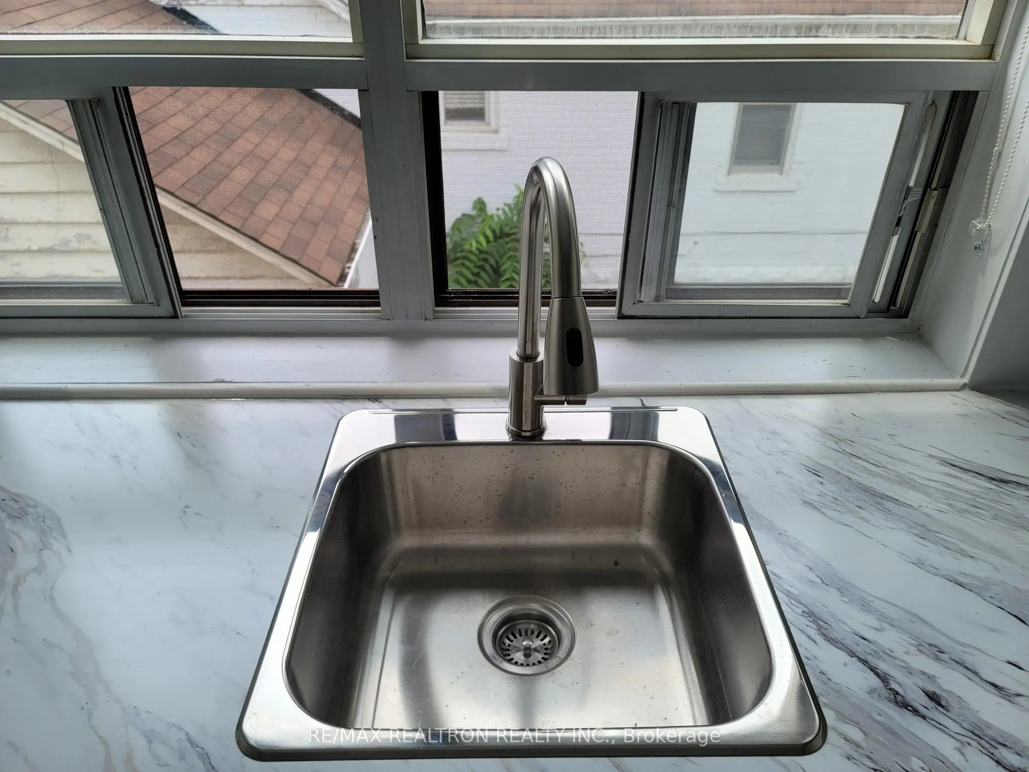 312 Douglas Avenue, #304