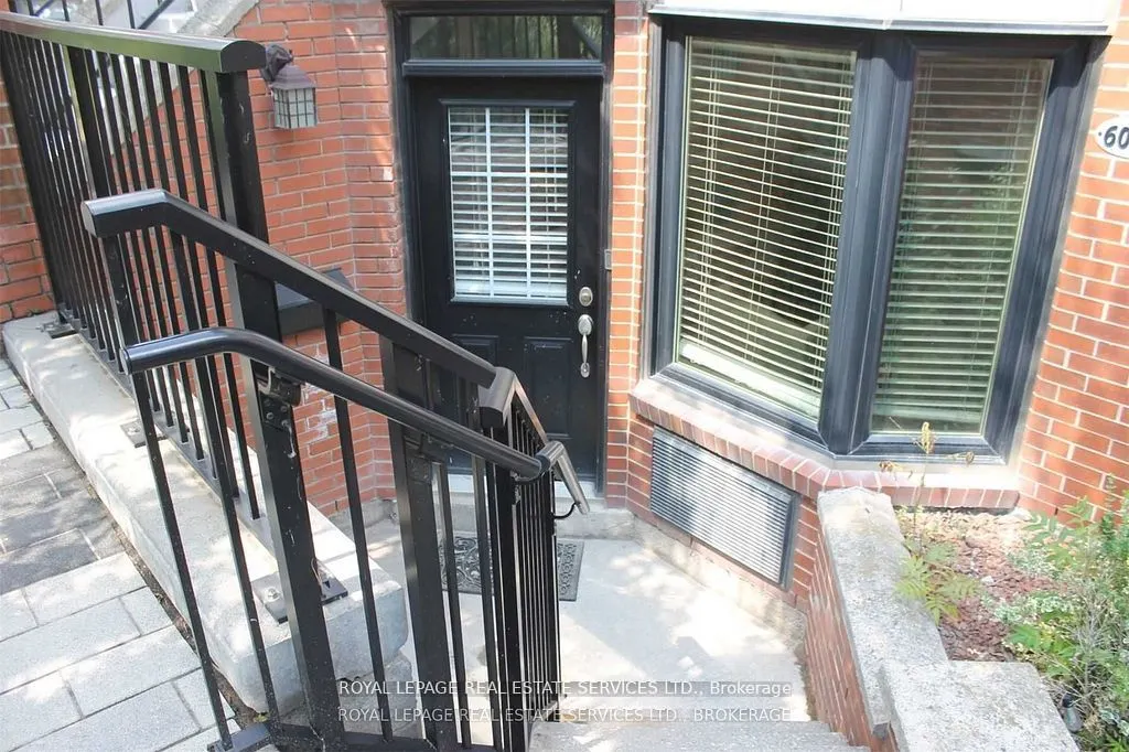 608A Wellington Street W, #5