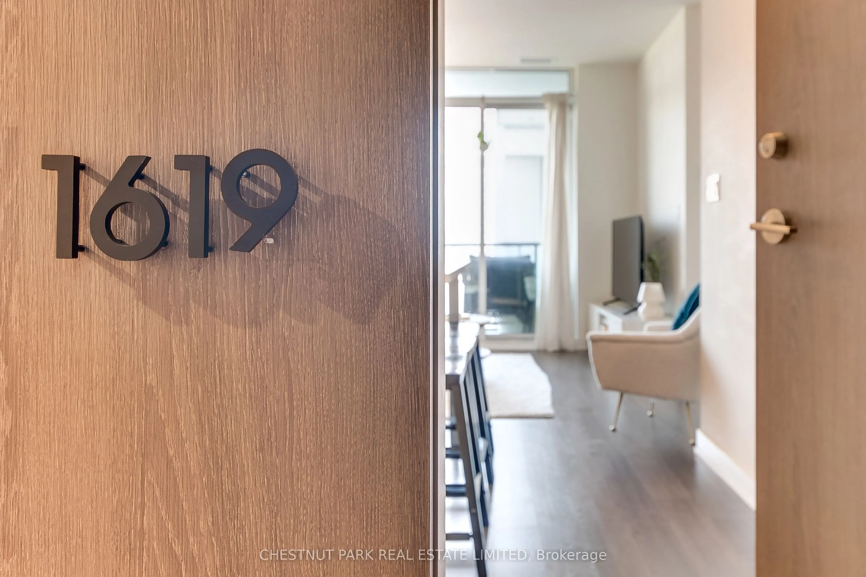 576 Front Street W, #1619