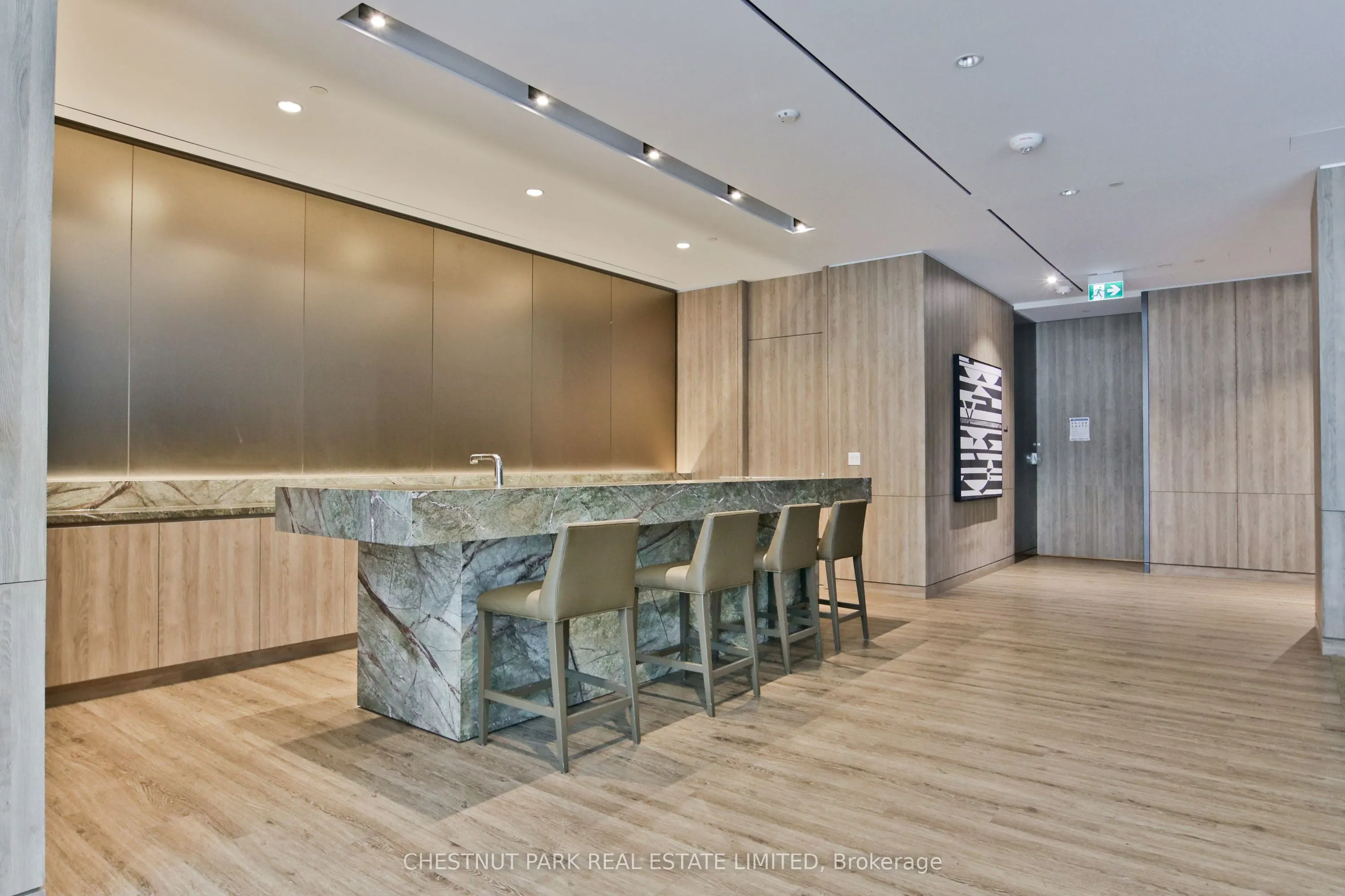 576 Front Street W, #1619