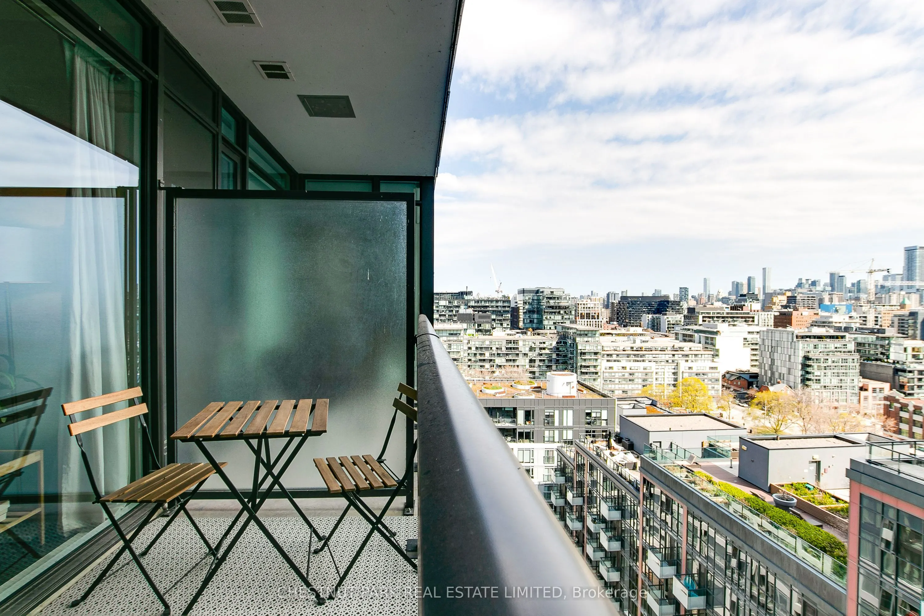 576 Front Street W, #1619