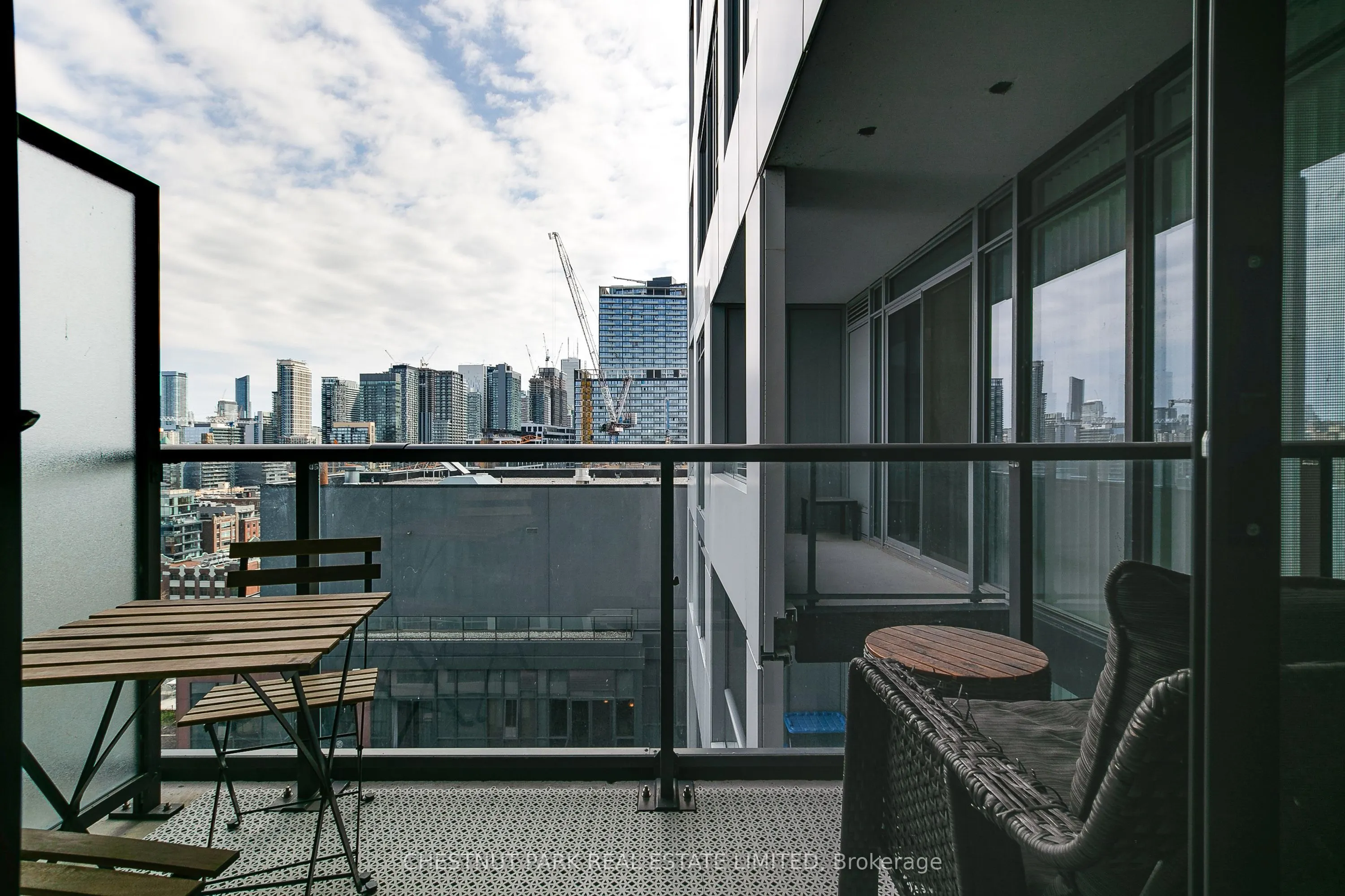 576 Front Street W, #1619