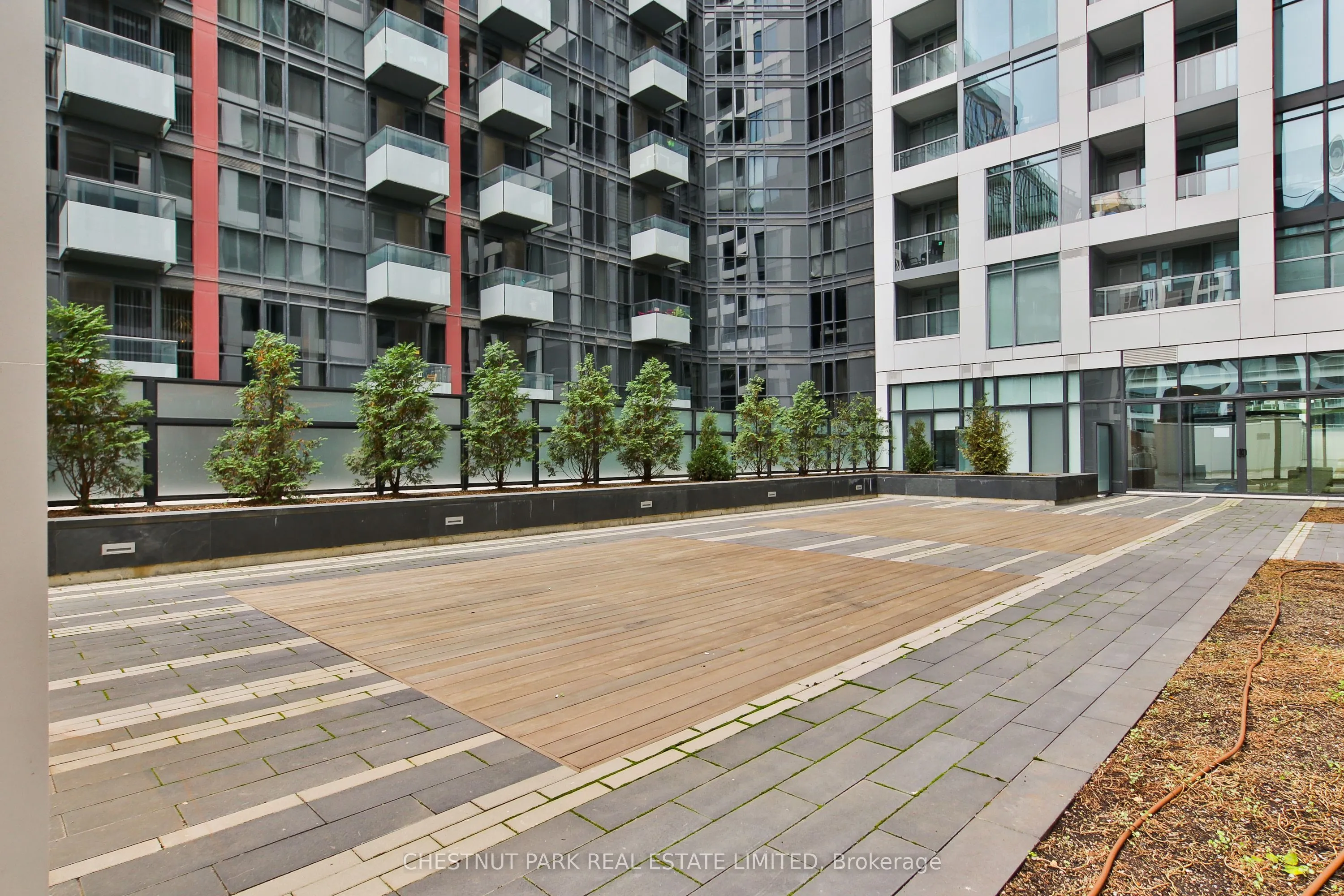 576 Front Street W, #1619
