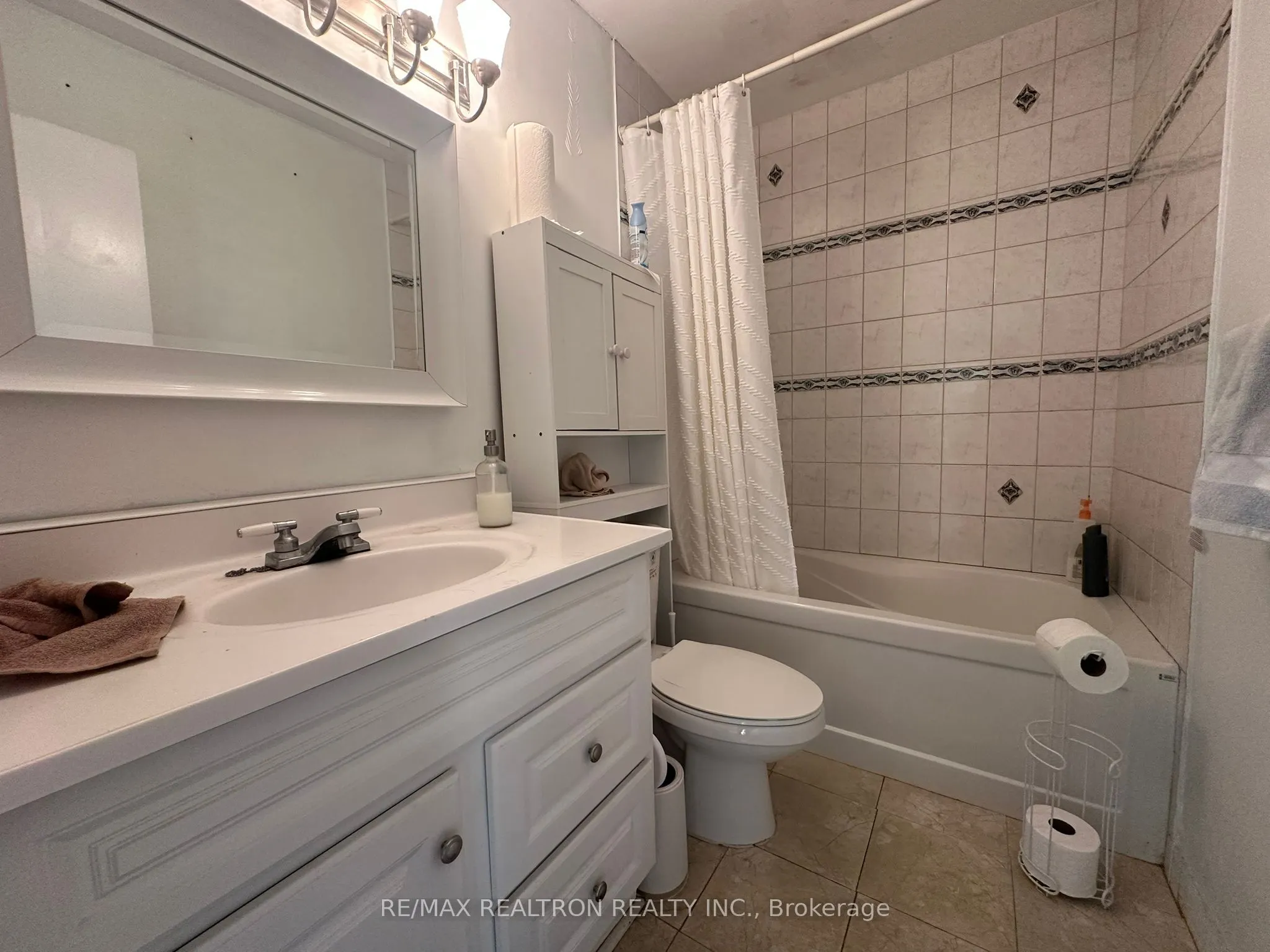 725 Don Mills Road, #605