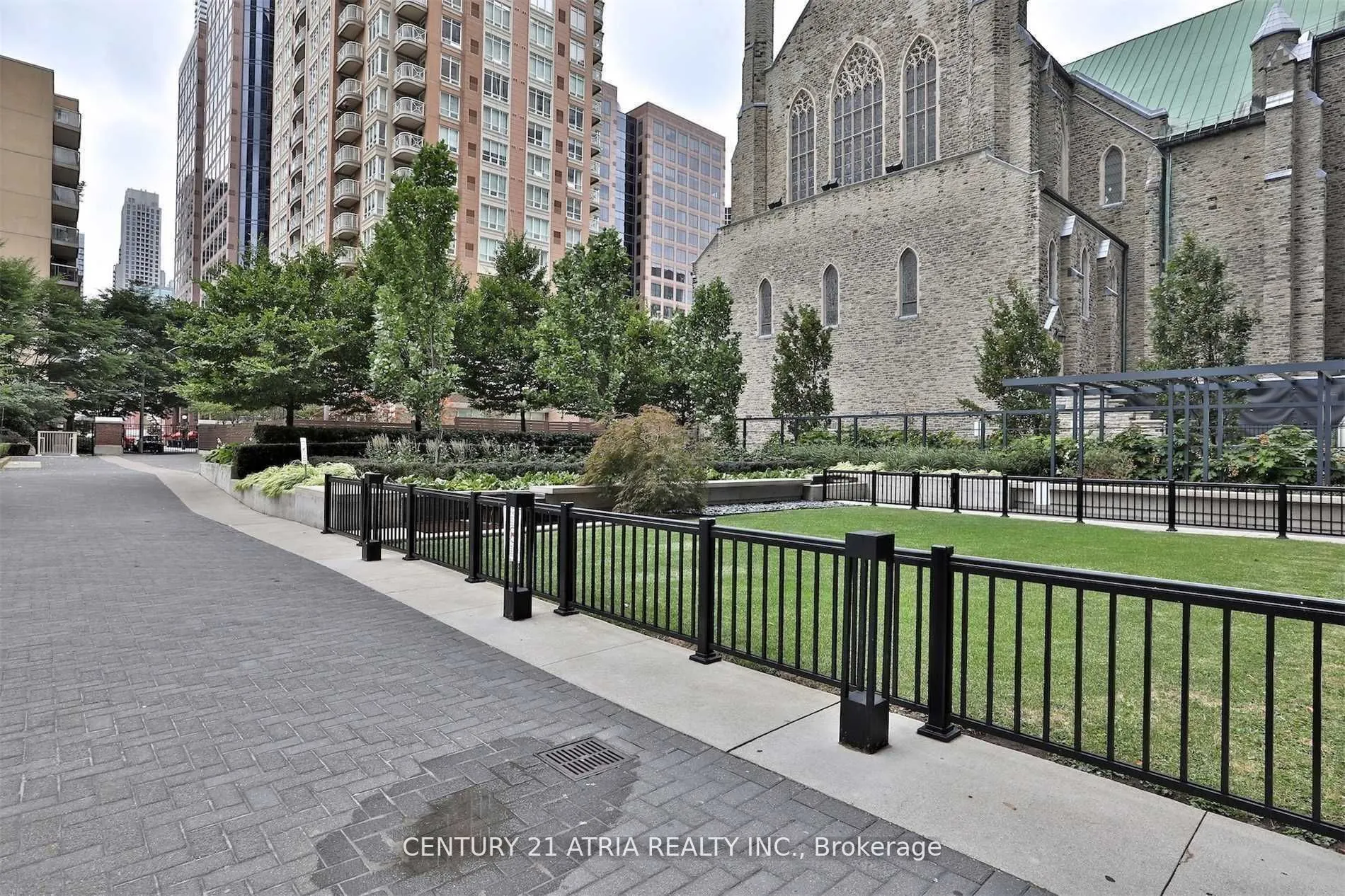 28 Ted Rogers Way, #2605