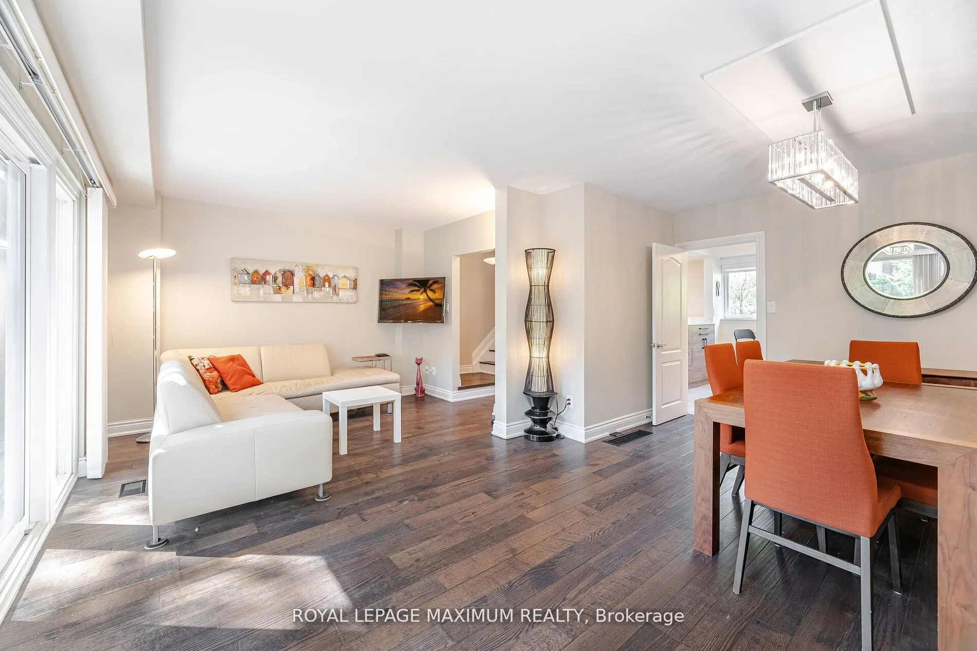 90 George Henry Boulevard, #17